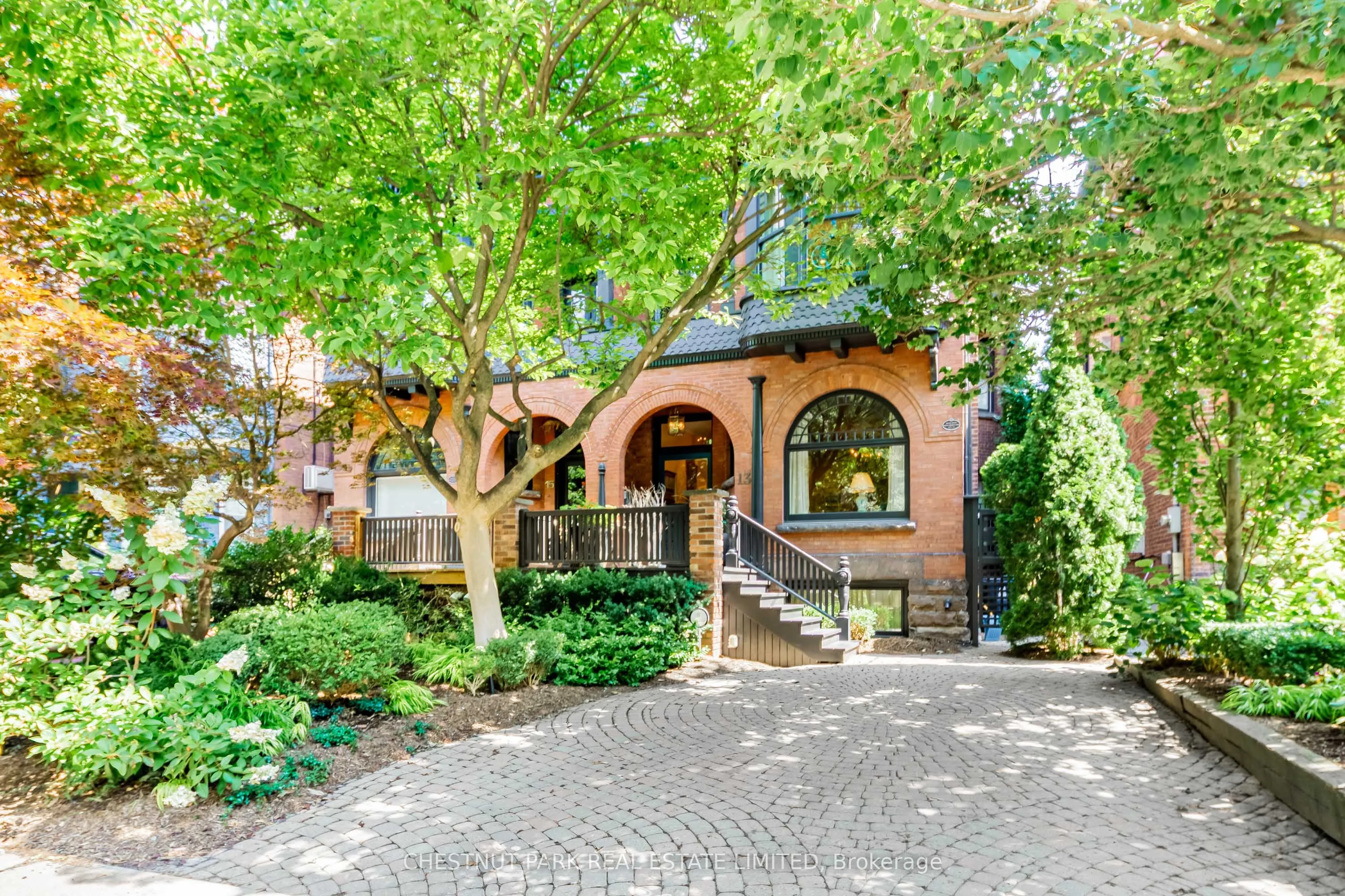 13 Admiral Road