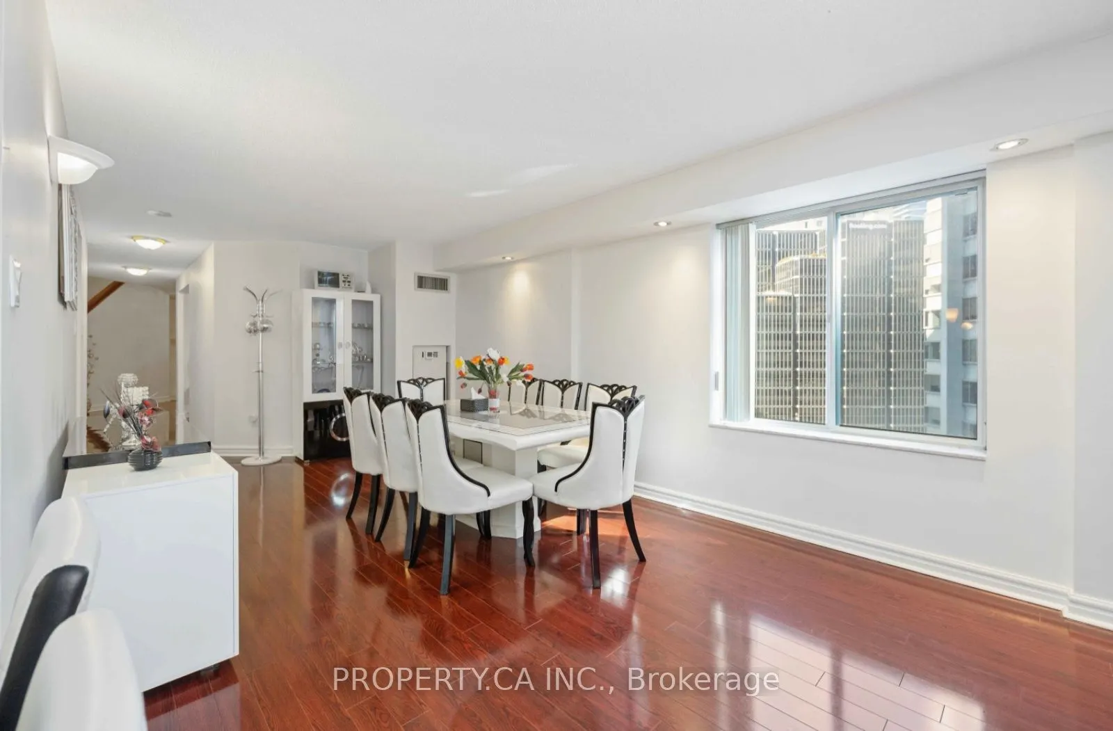 33 University Avenue, #1109