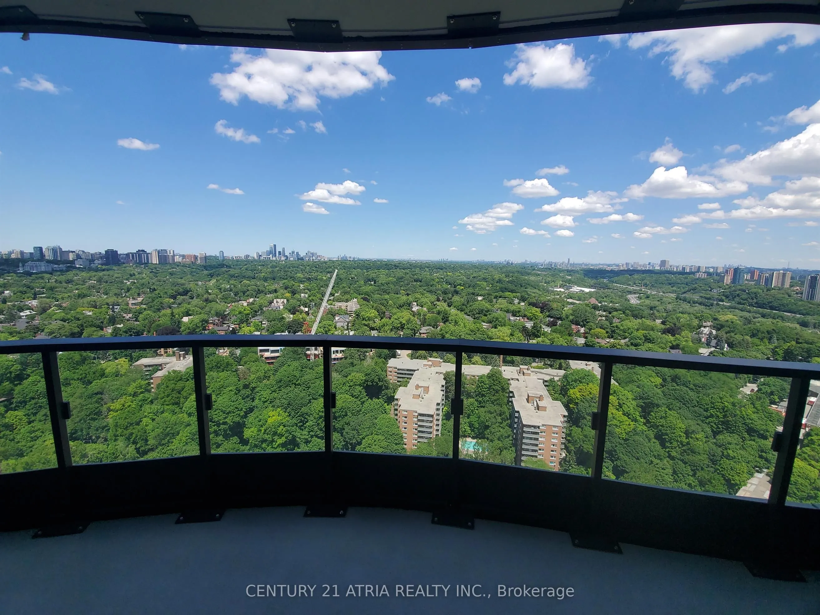 585 Bloor Street E, #2823