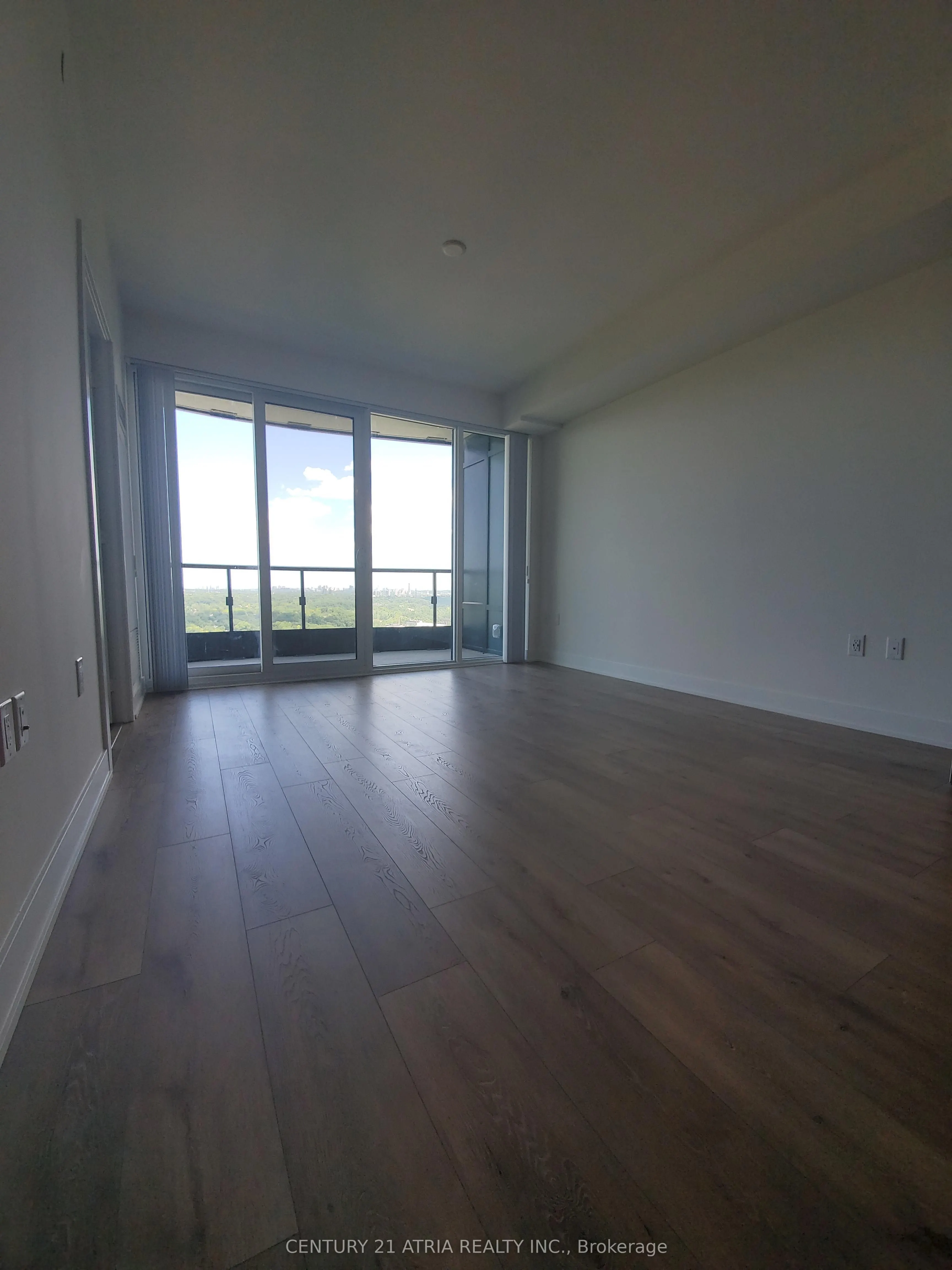 585 Bloor Street E, #2823