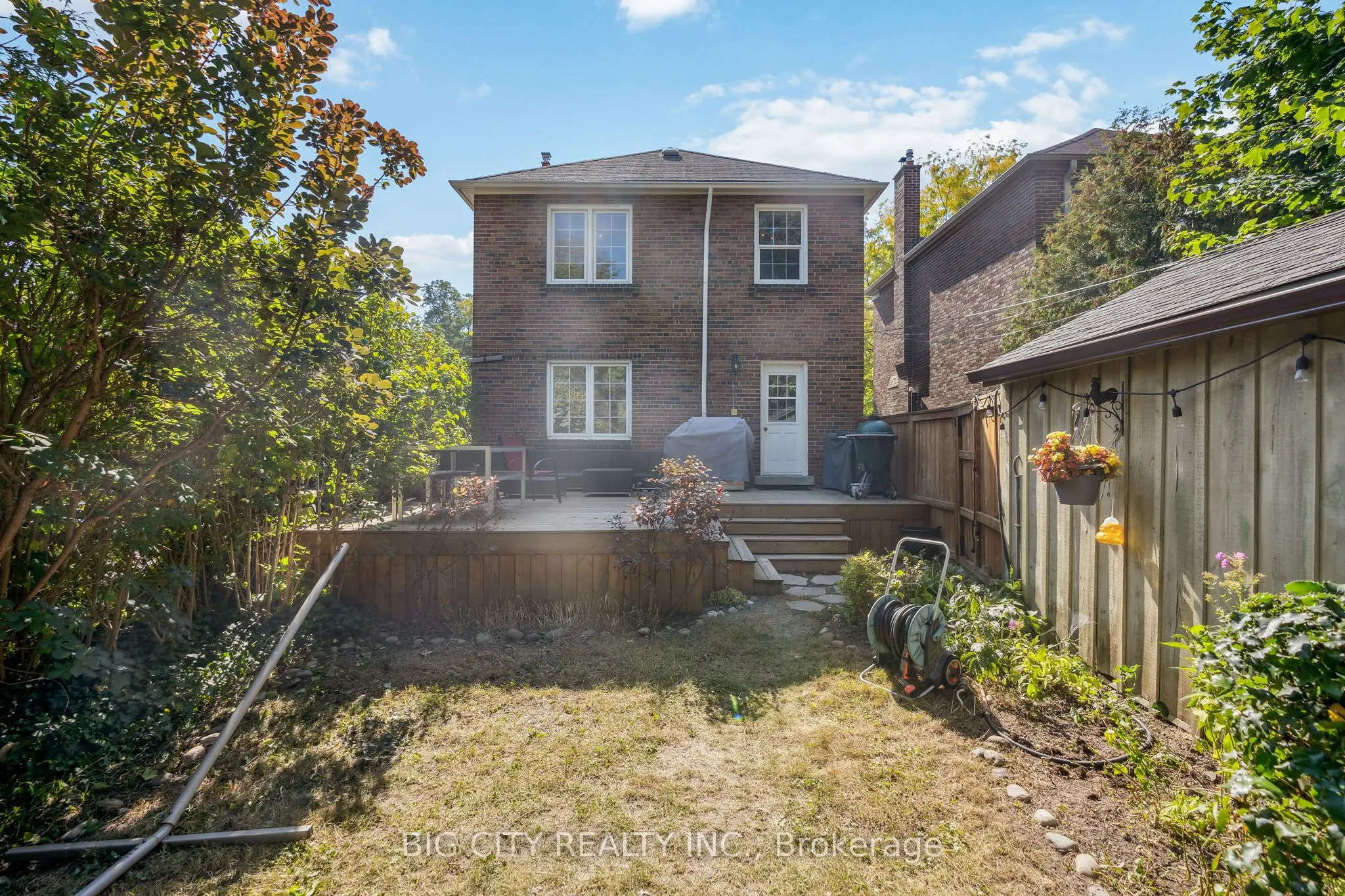 668 Eglinton Avenue E