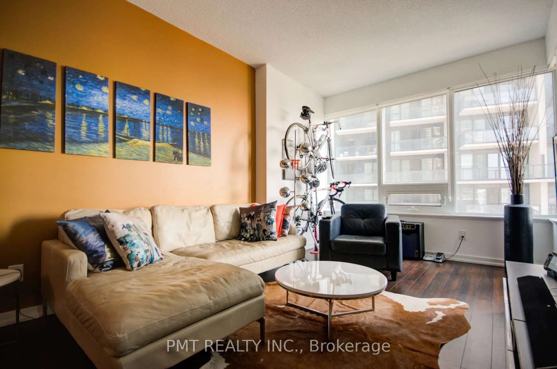 55 East Liberty Street, #906