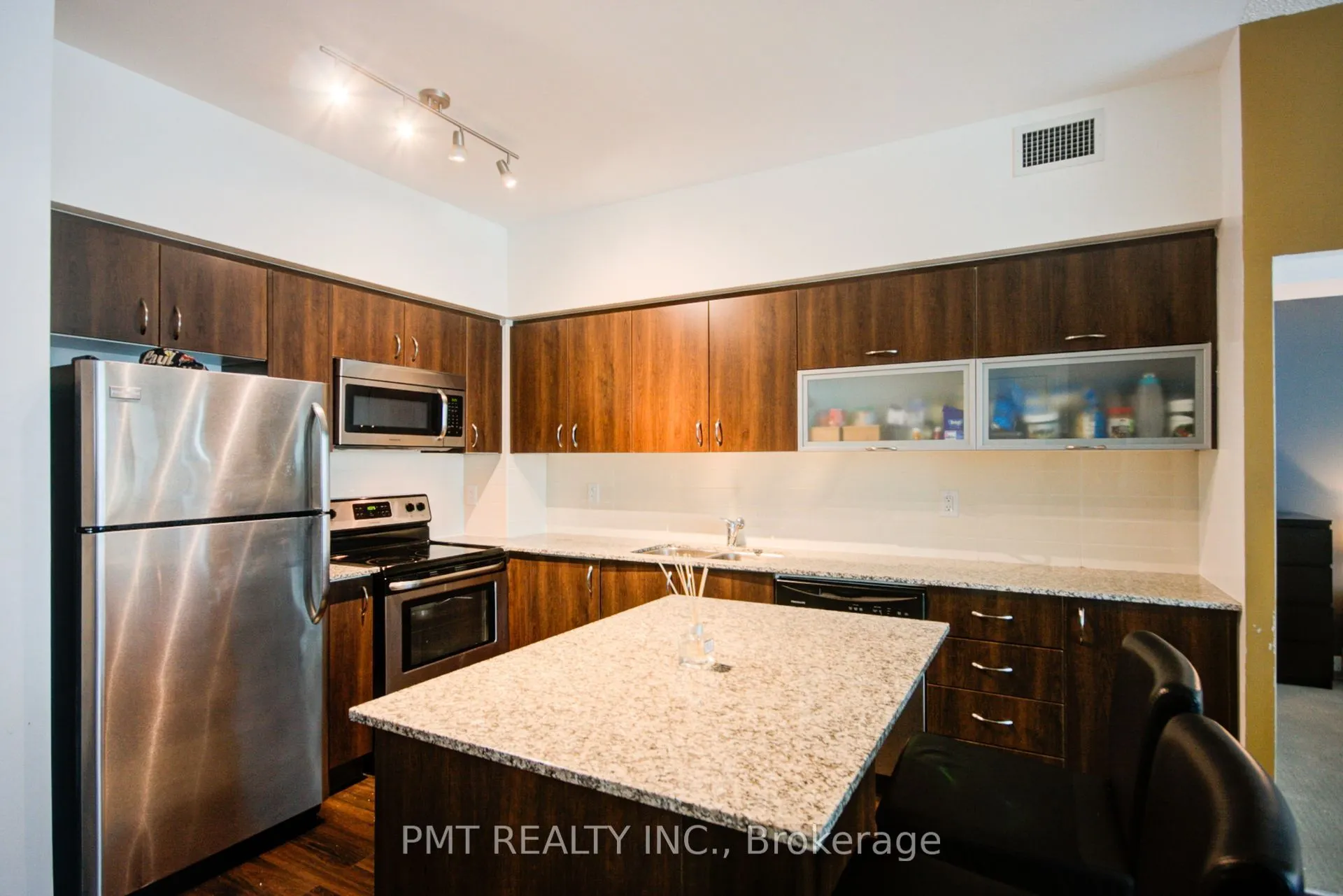 55 East Liberty Street, #906