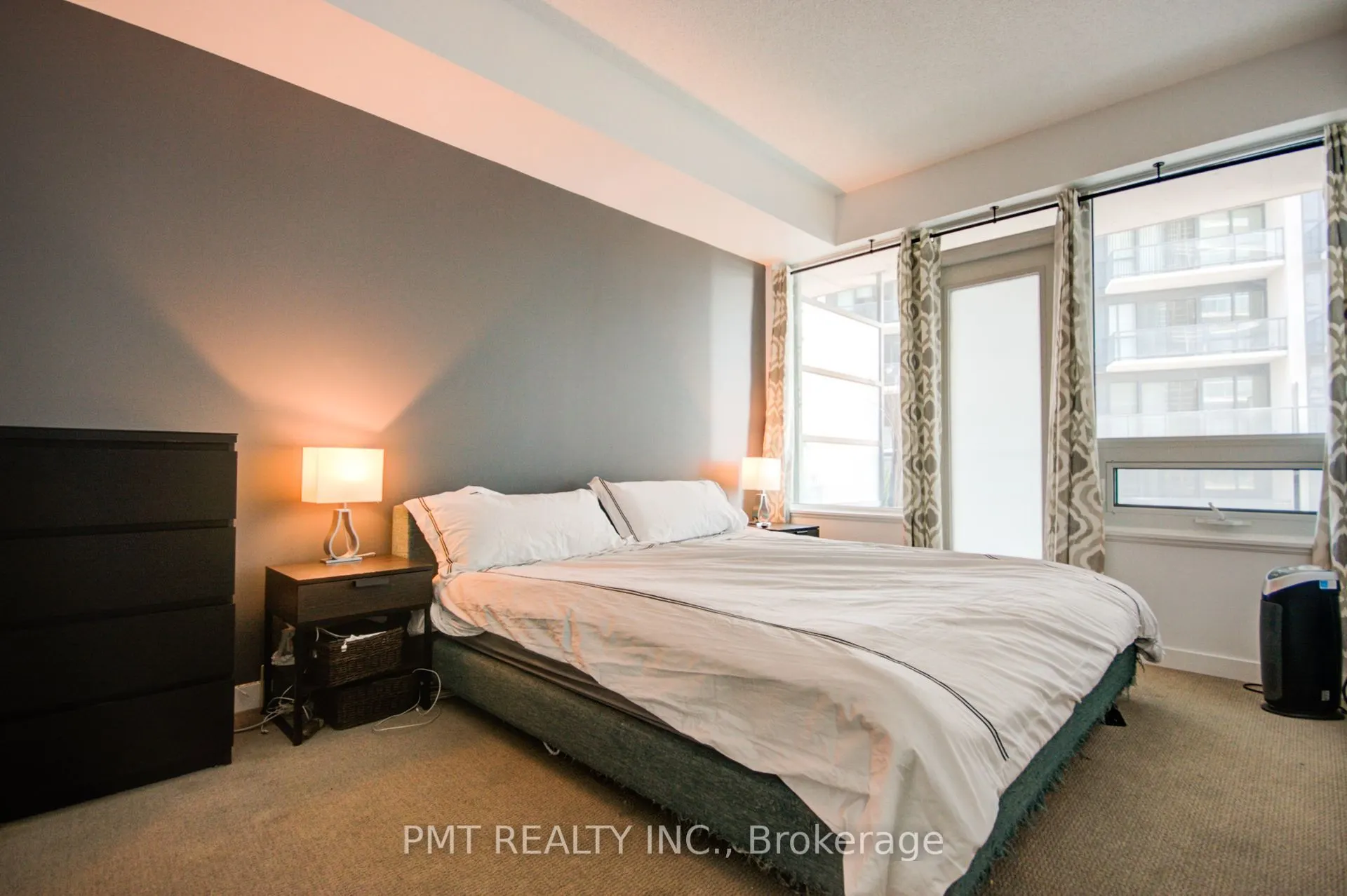 55 East Liberty Street, #906