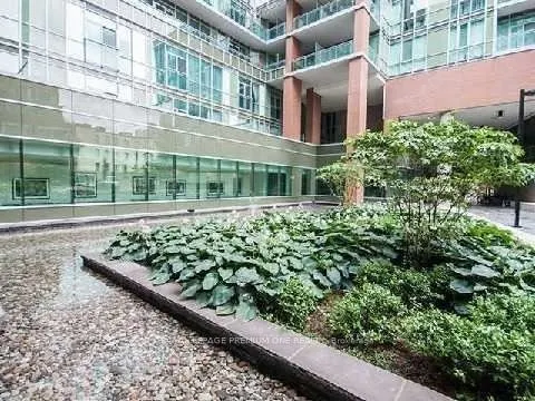 112 George Street, #410