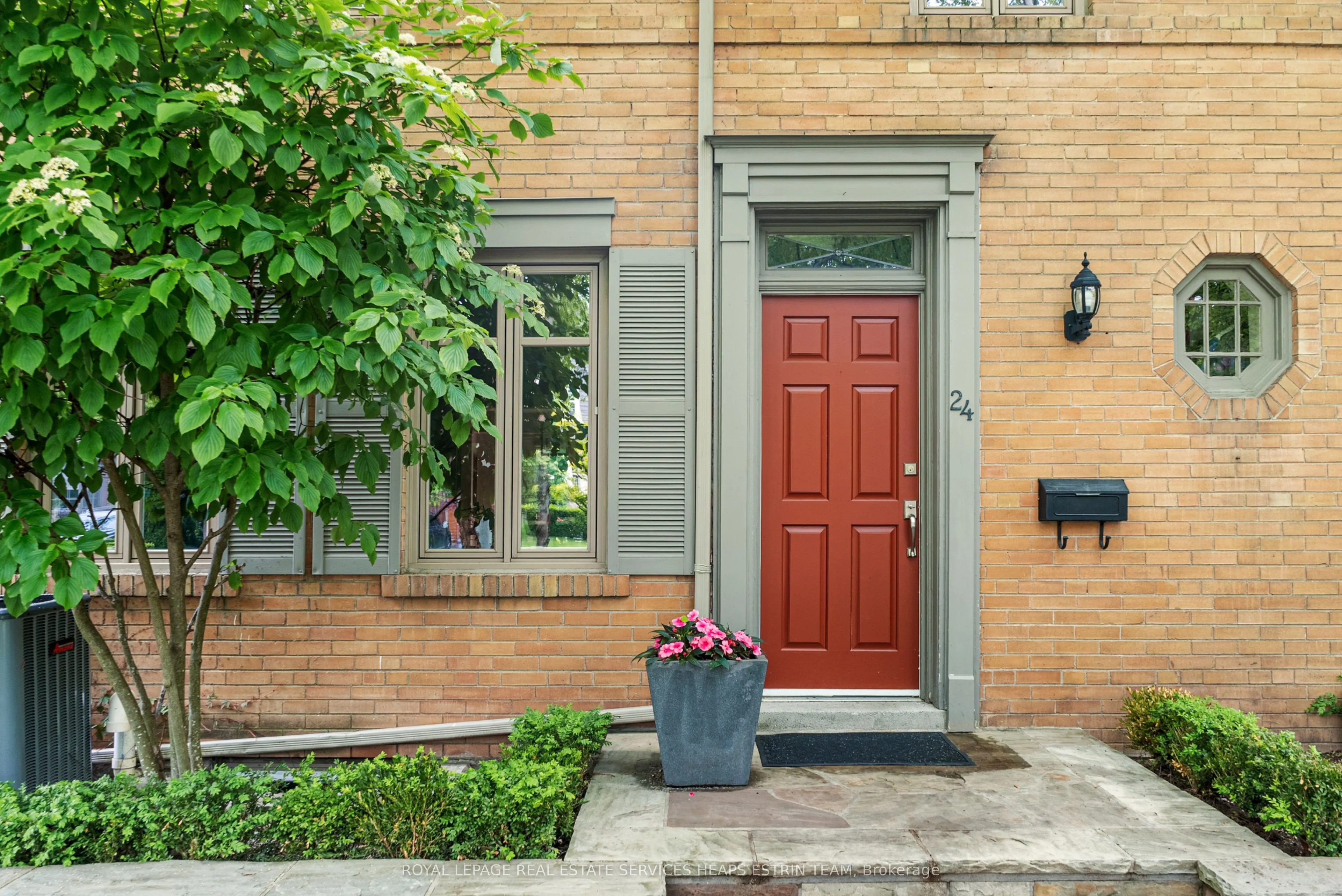 24 Heather Road