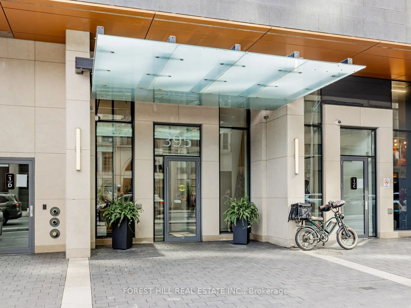 395 Bloor Street E, #1711