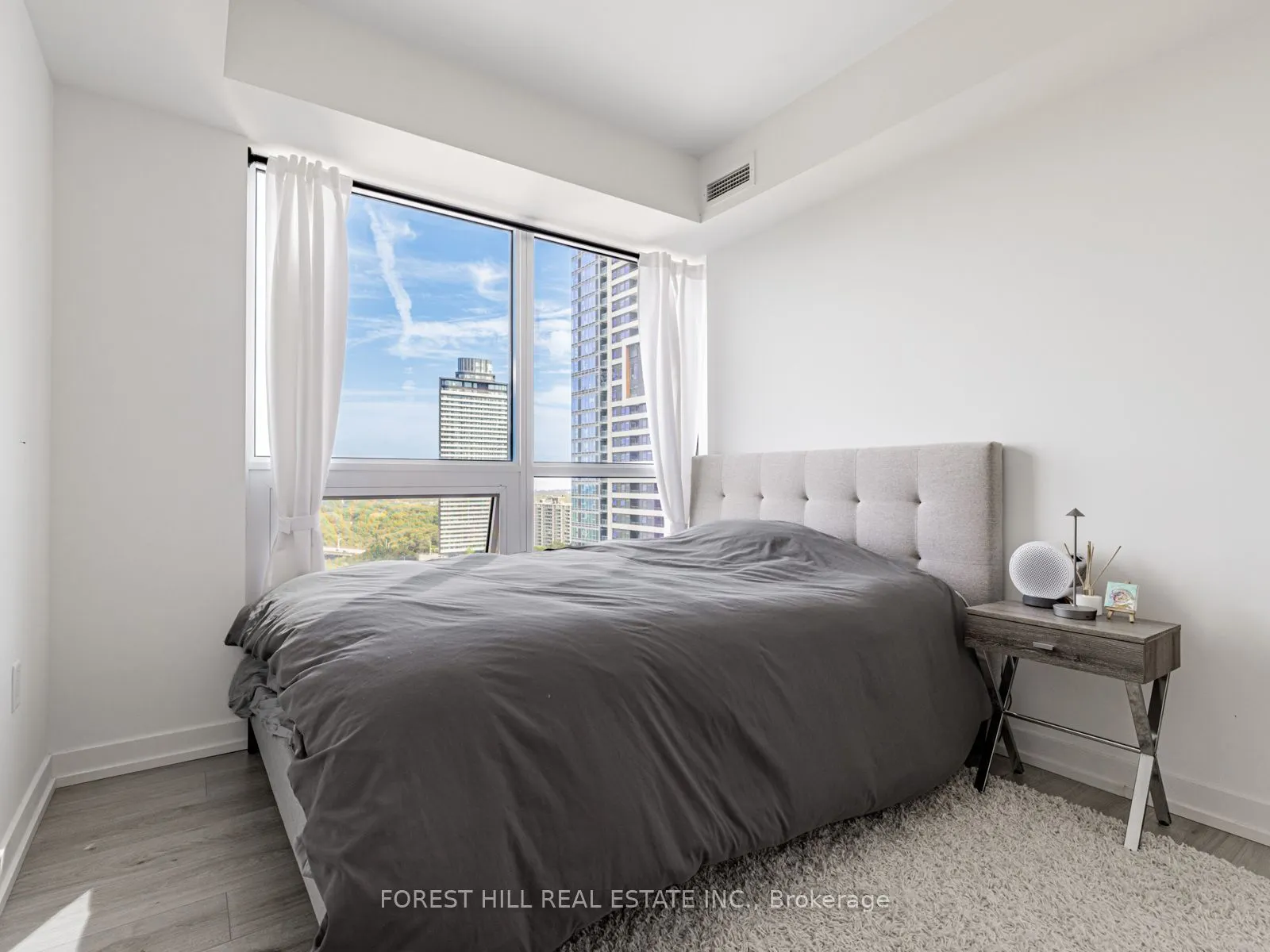 395 Bloor Street E, #1711