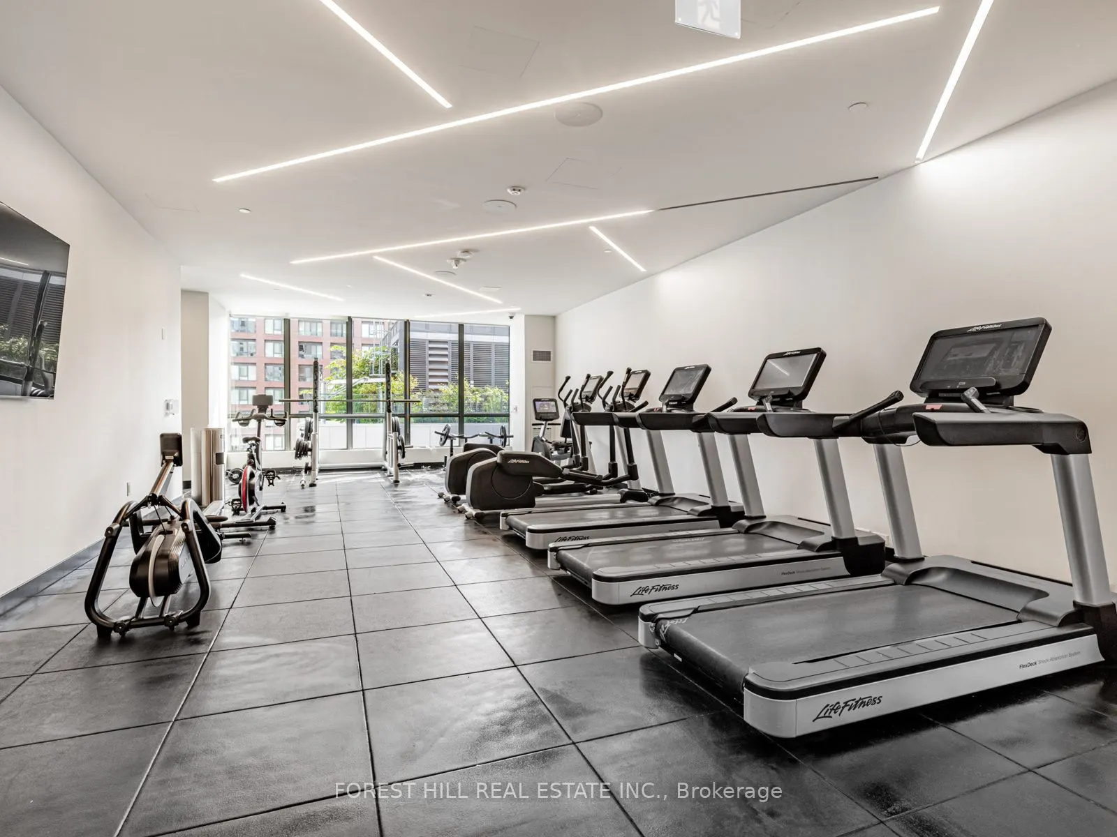 395 Bloor Street E, #1711