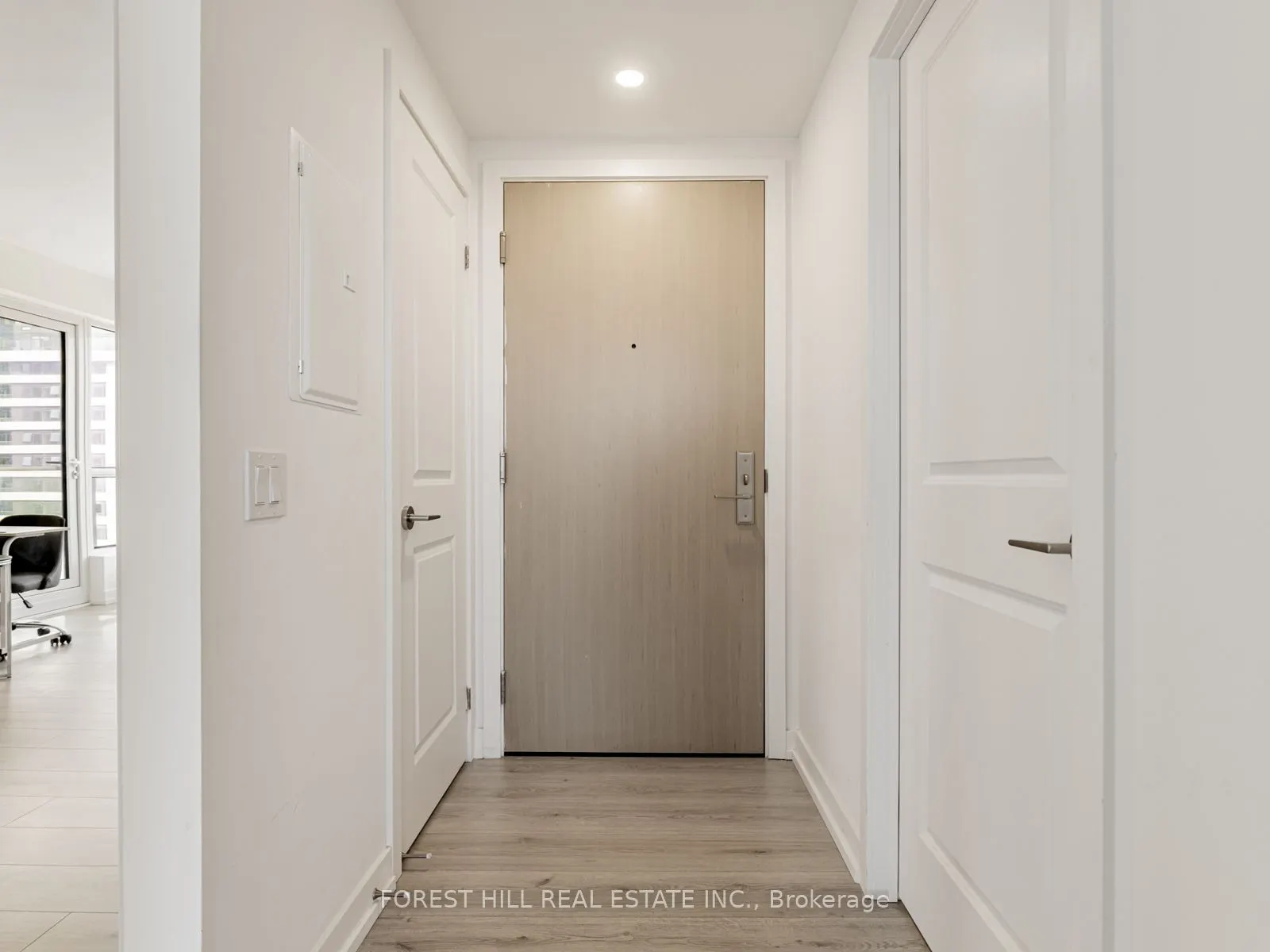 395 Bloor Street E, #1711