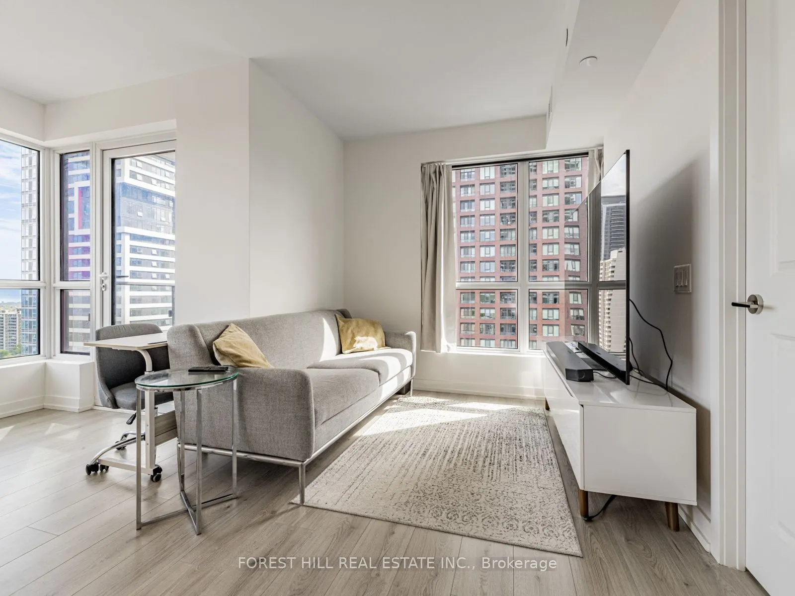 395 Bloor Street E, #1711
