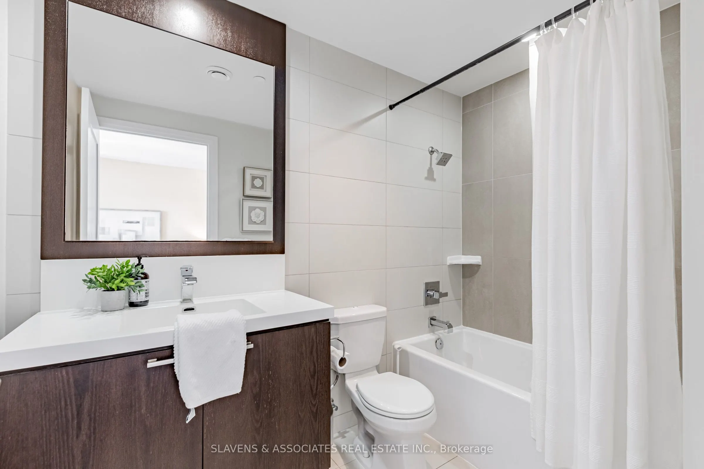 120 Harrison Garden Boulevard, #508