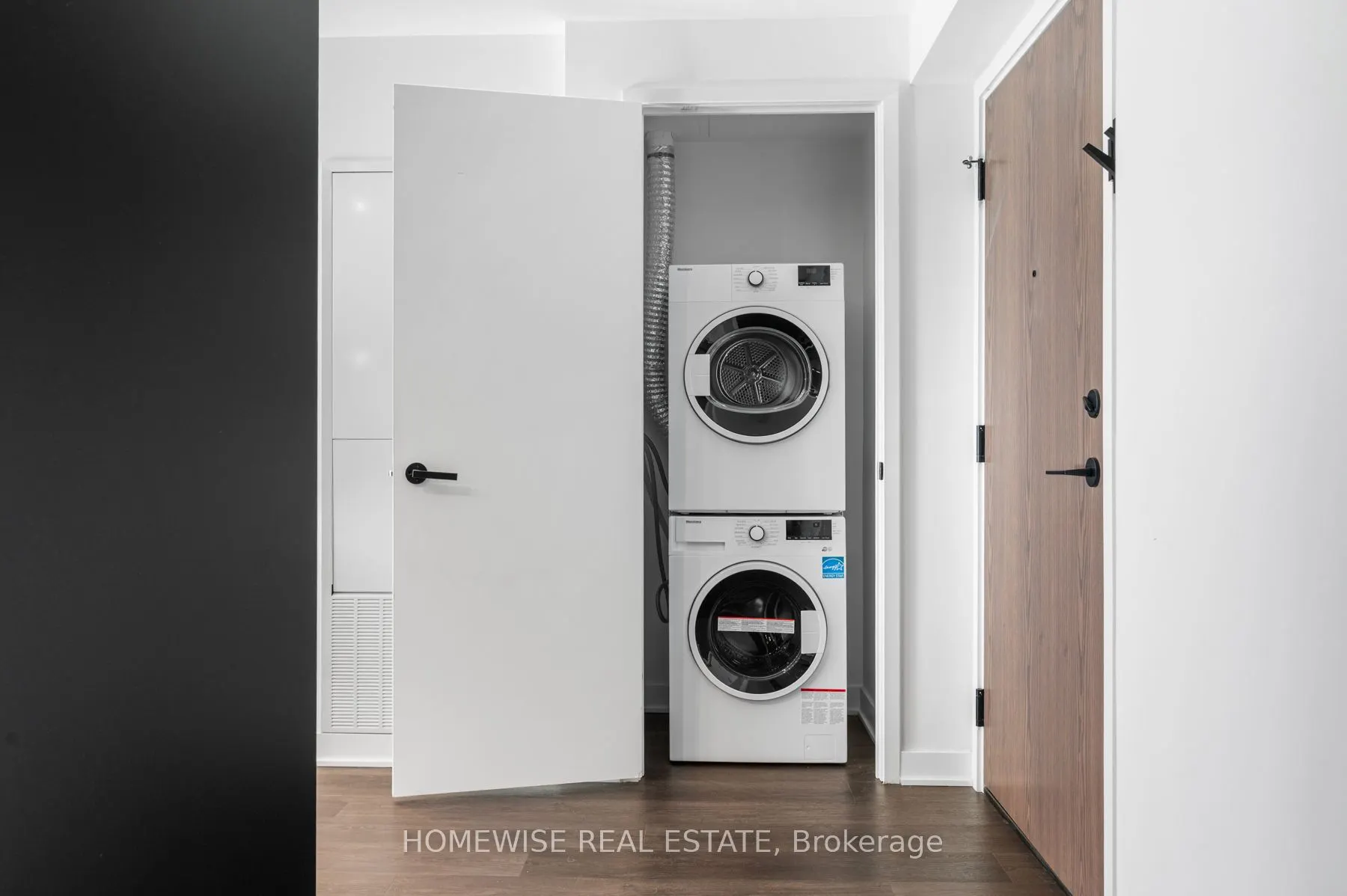 55 Charles Street E, #4506