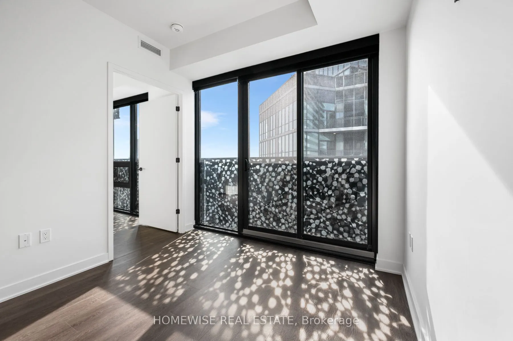 55 Charles Street E, #4506