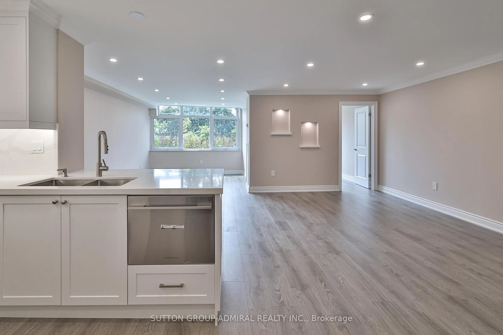 90 Fisherville Road, #104