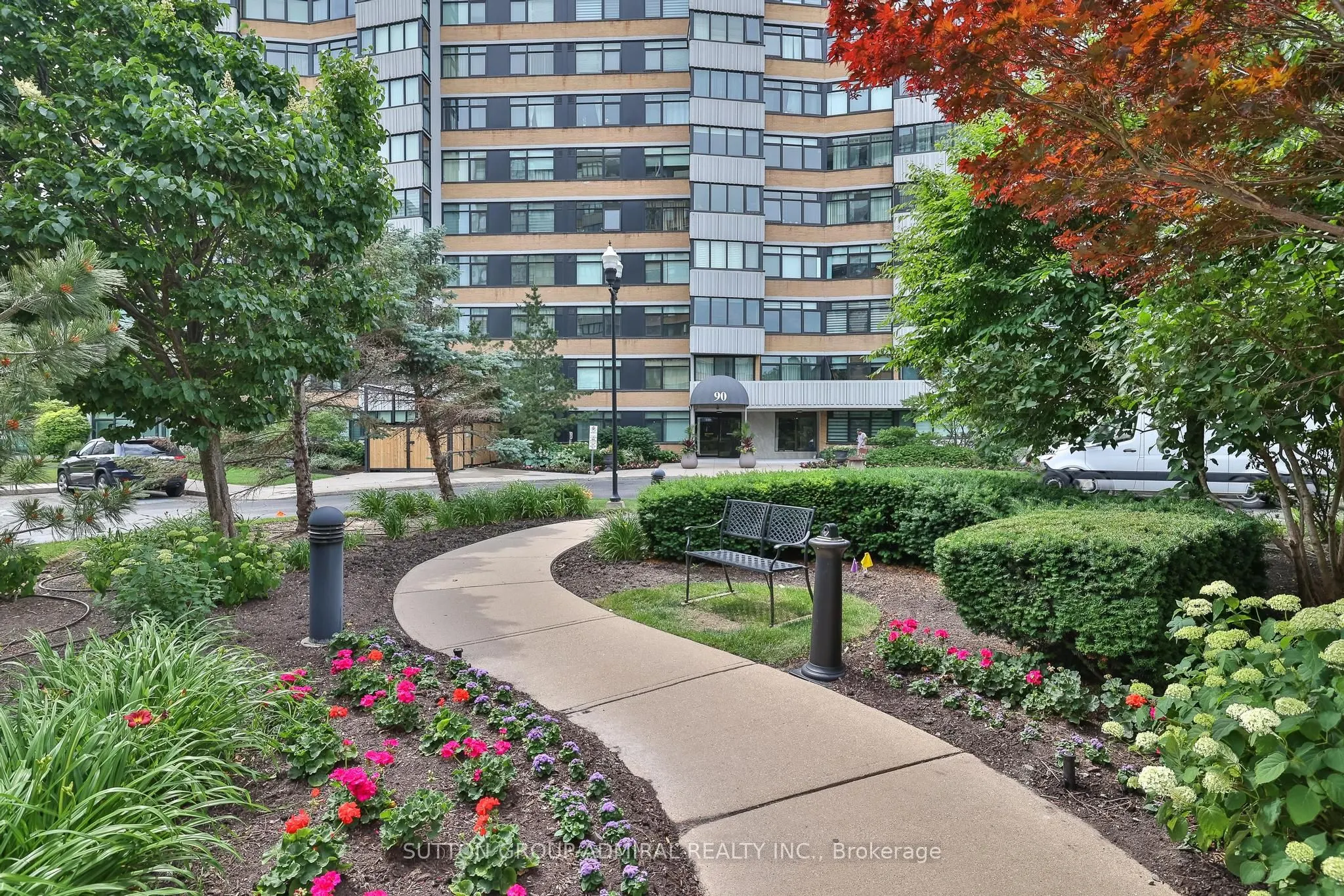 90 Fisherville Road, #104