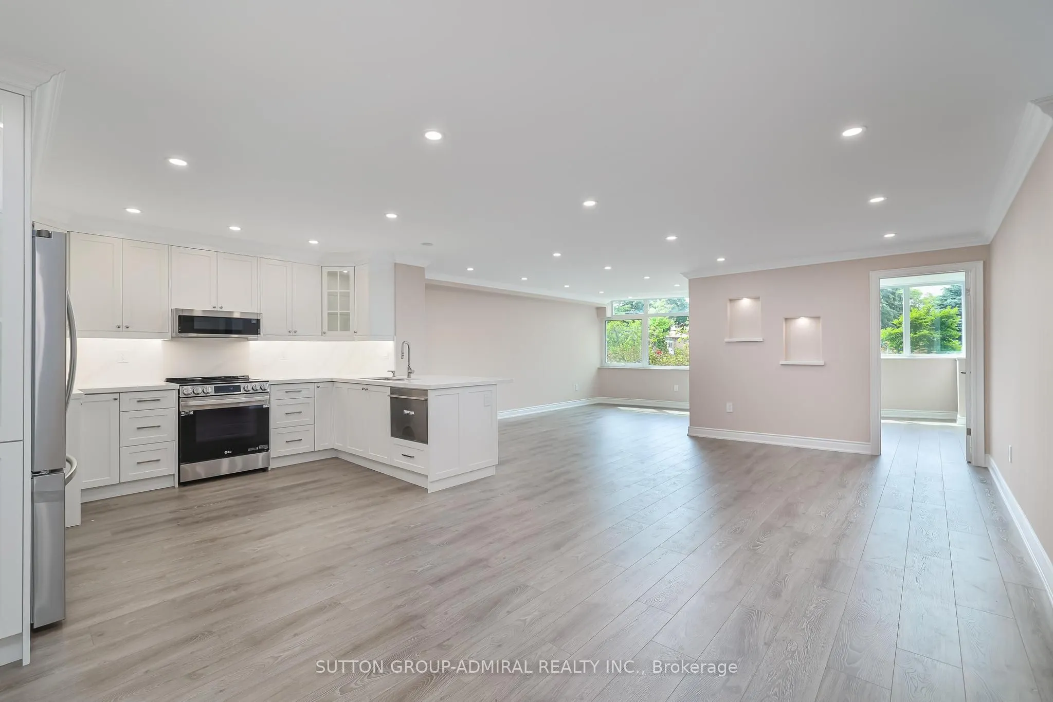 90 Fisherville Road, #104
