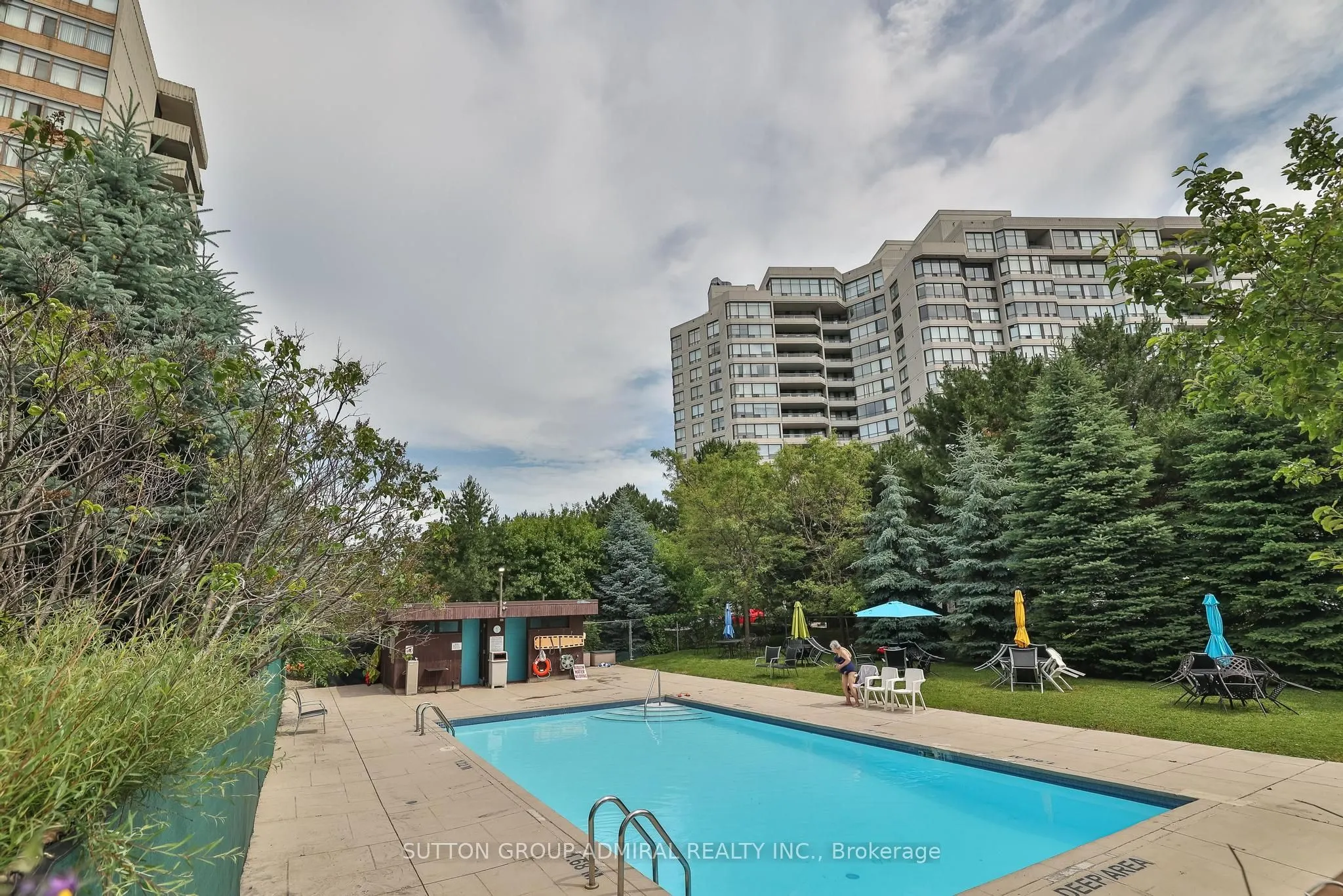 90 Fisherville Road, #104