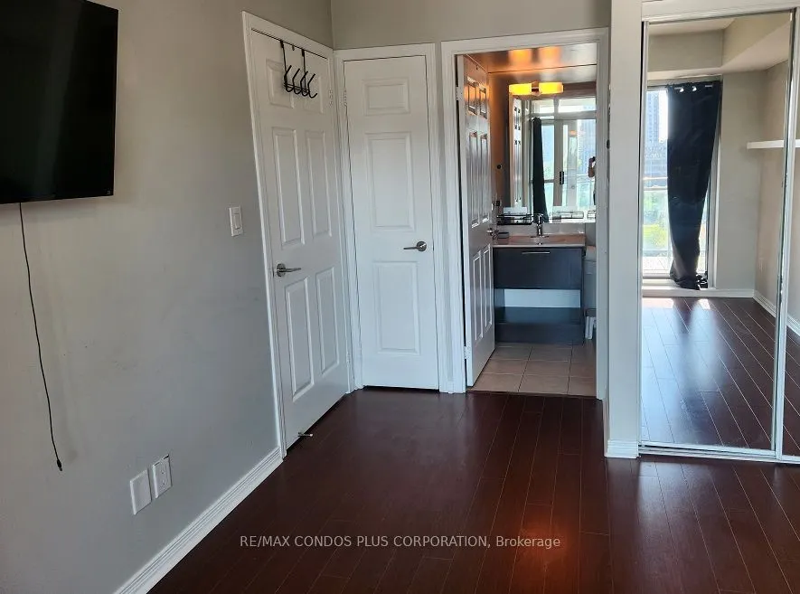 120 Dallimore Circle, #714