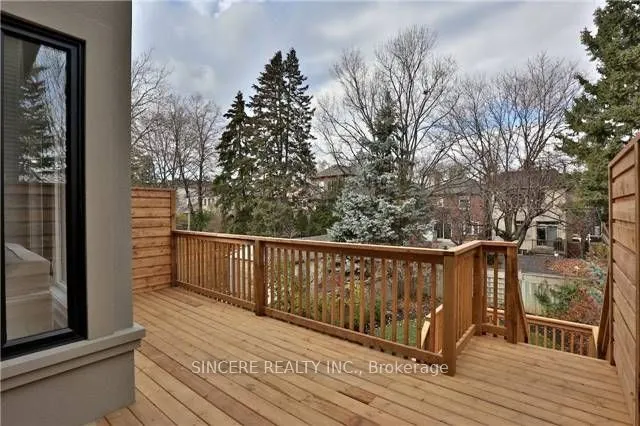 212 Glenforest Road