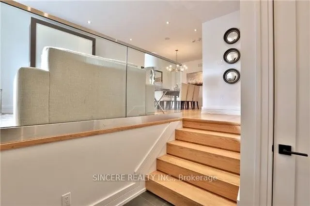 212 Glenforest Road