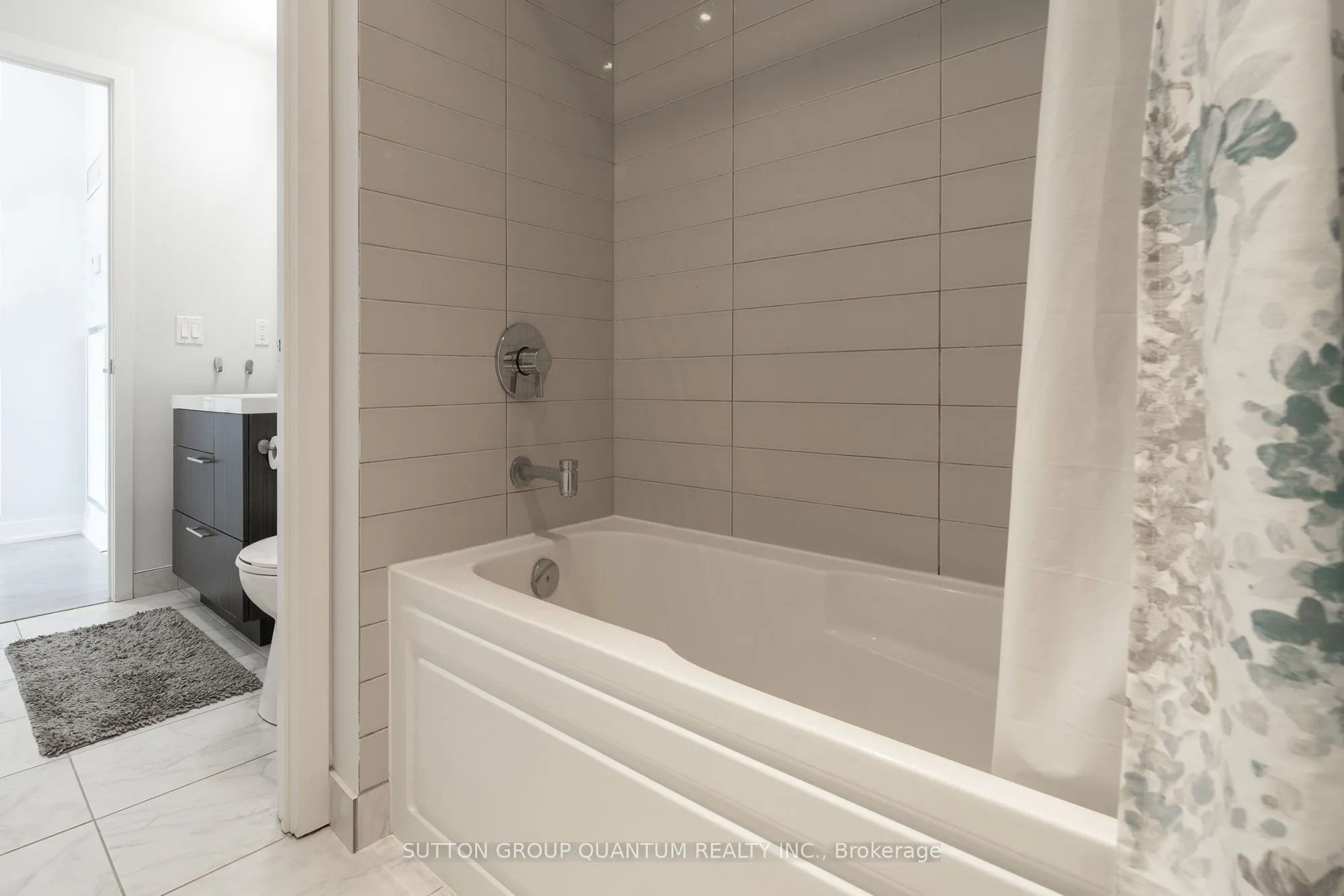 30 Nelson Street, #1705