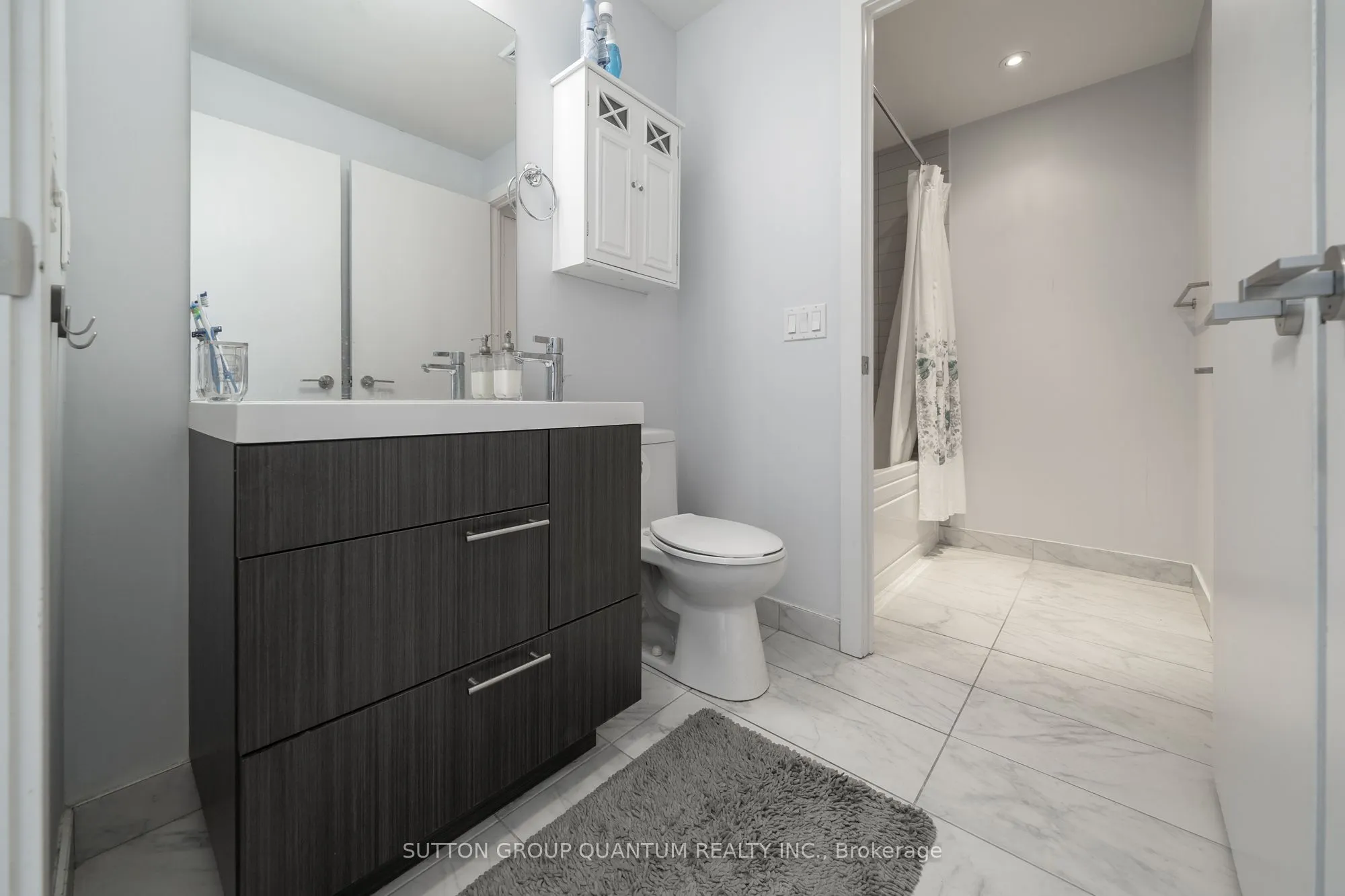 30 Nelson Street, #1705