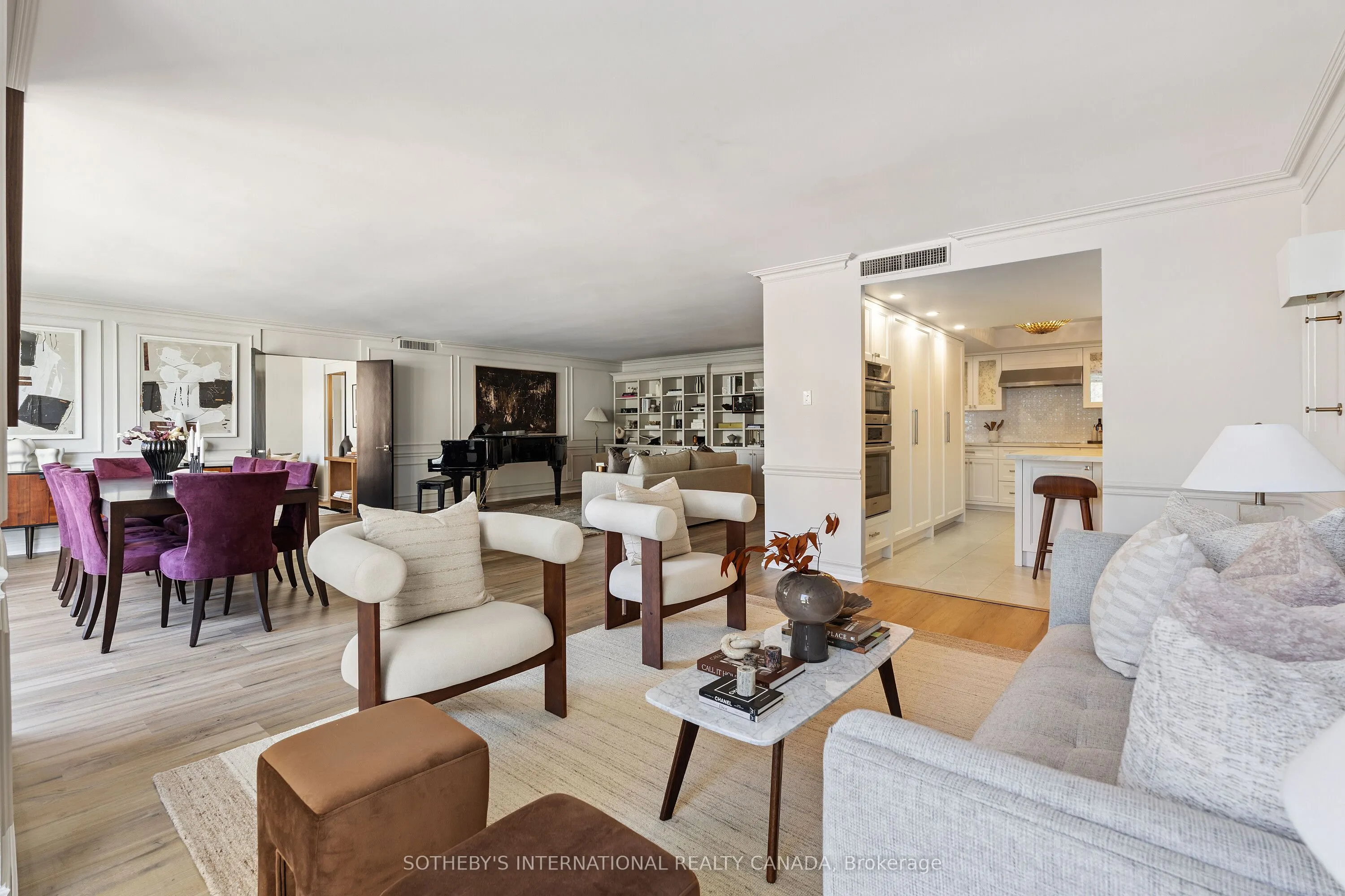 1166 Bay Street, #1205
