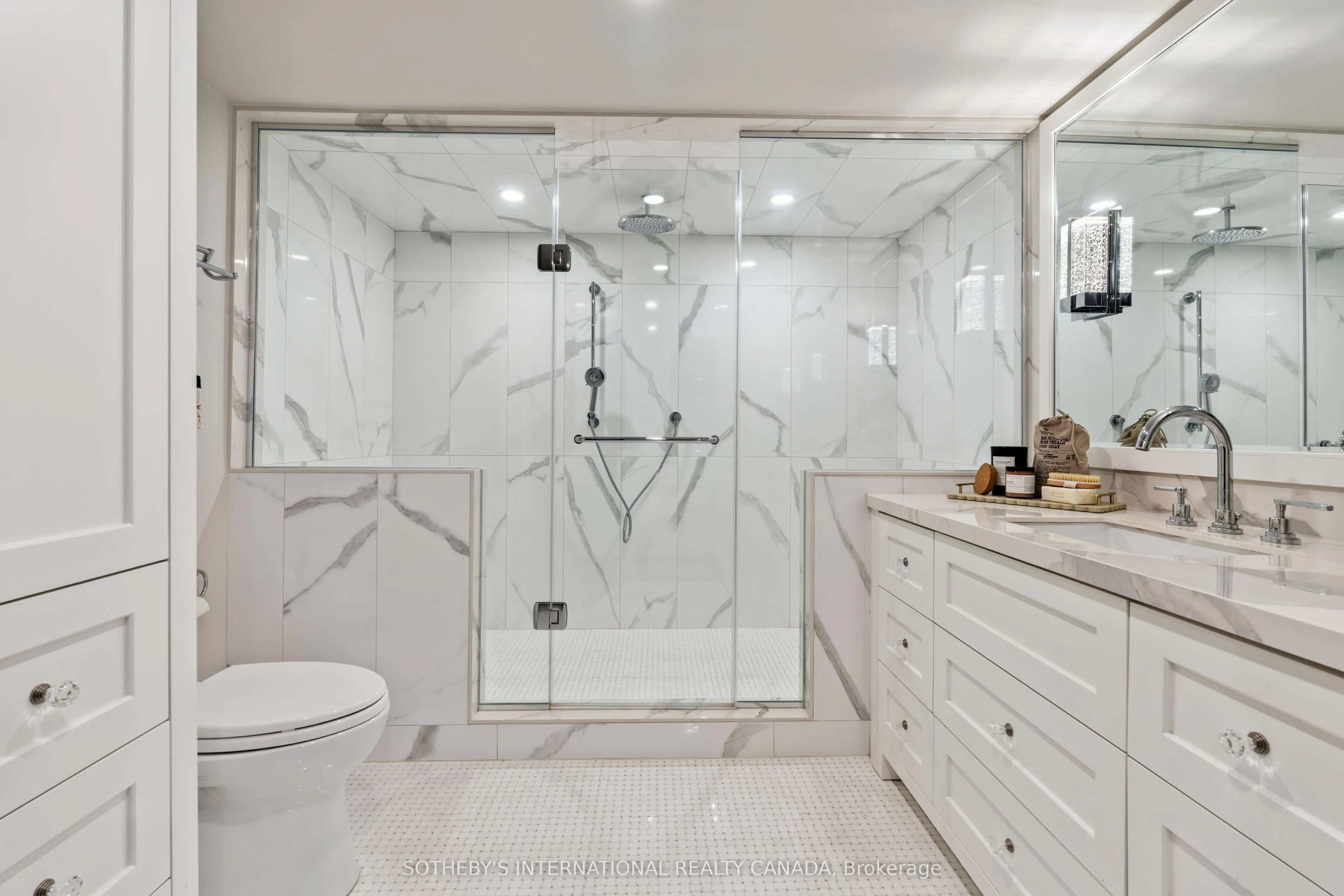 1166 Bay Street, #1205