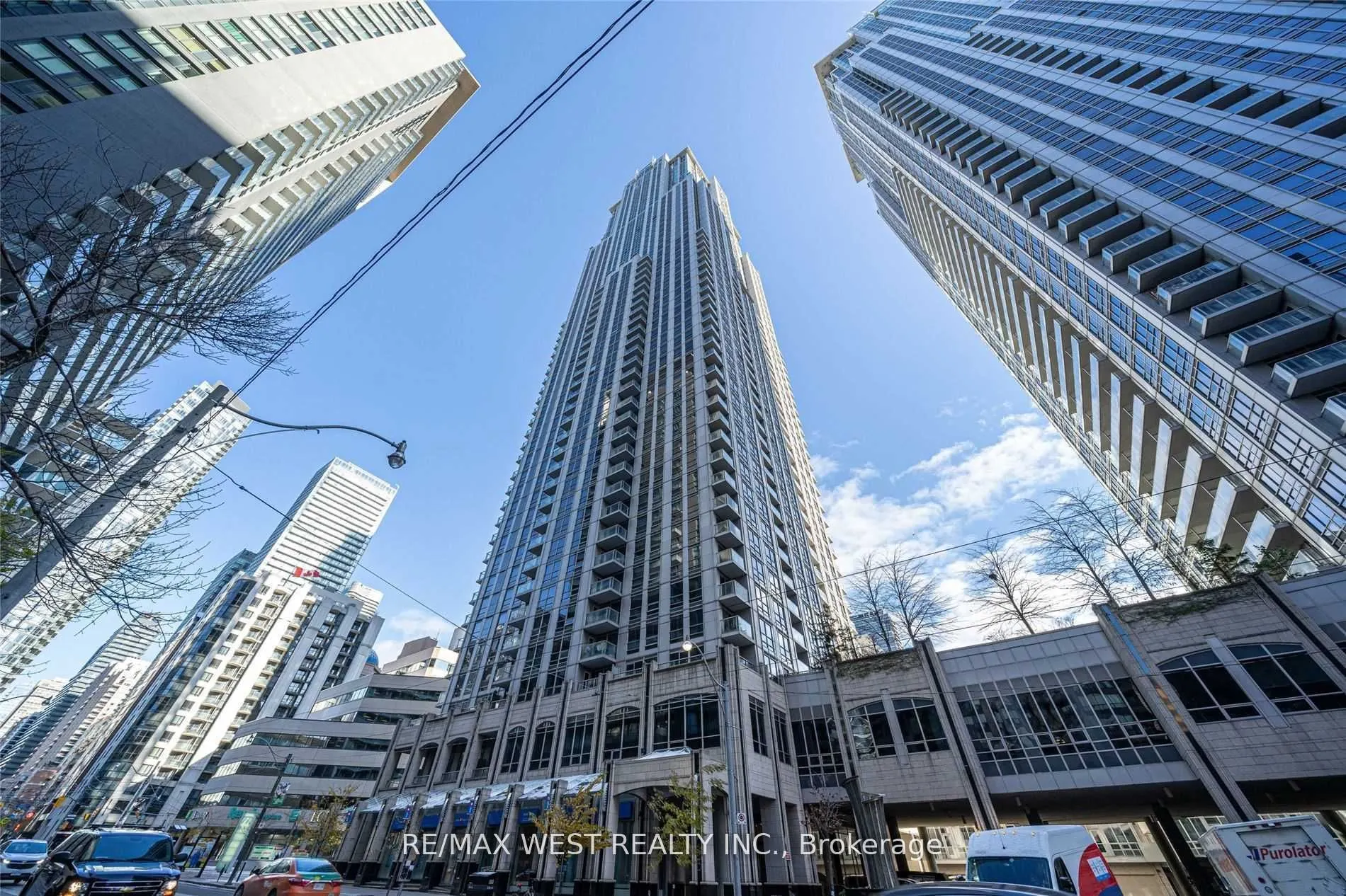 763 Bay Street, #408