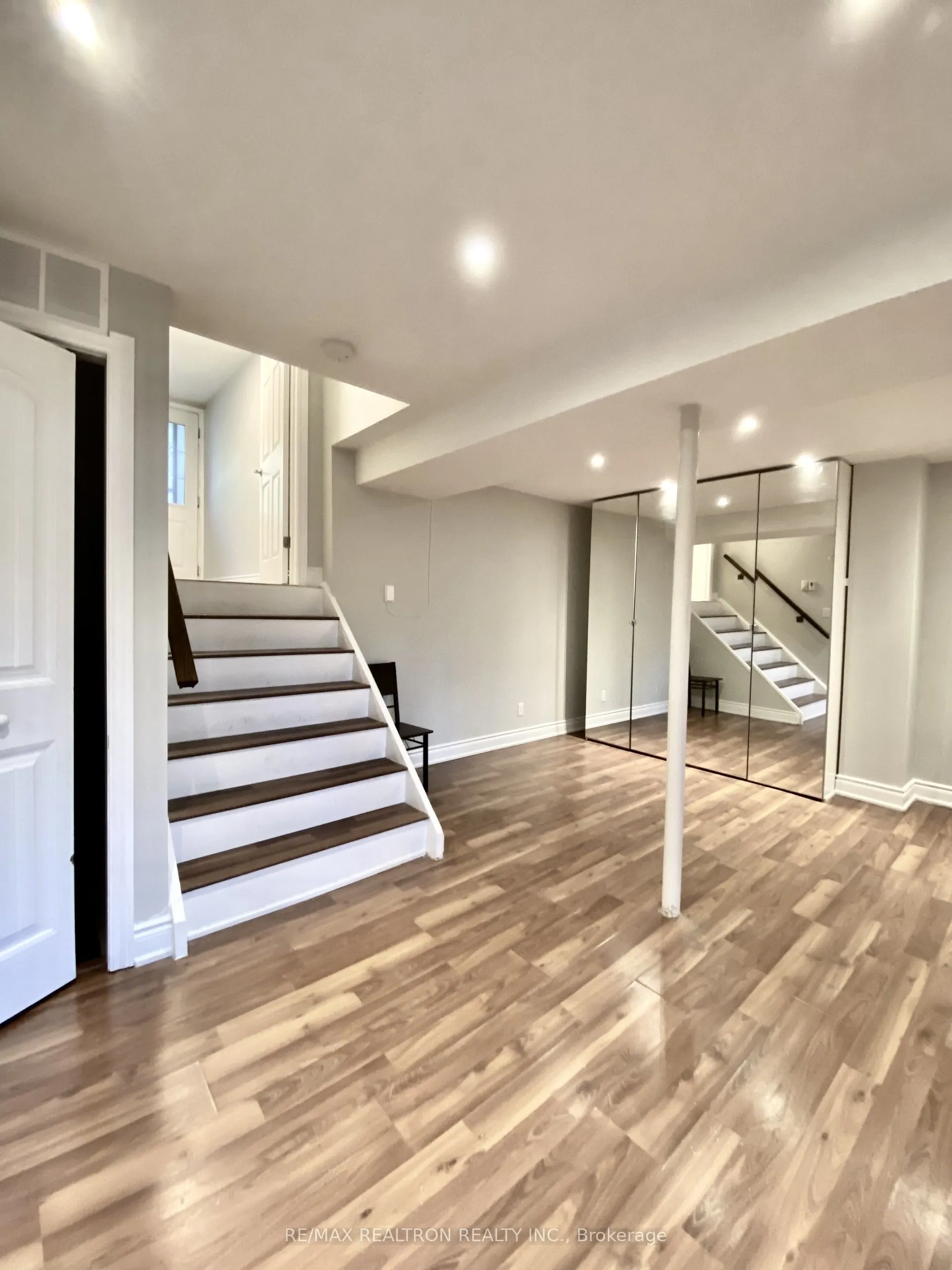 7 Jenny Wren Way, #20