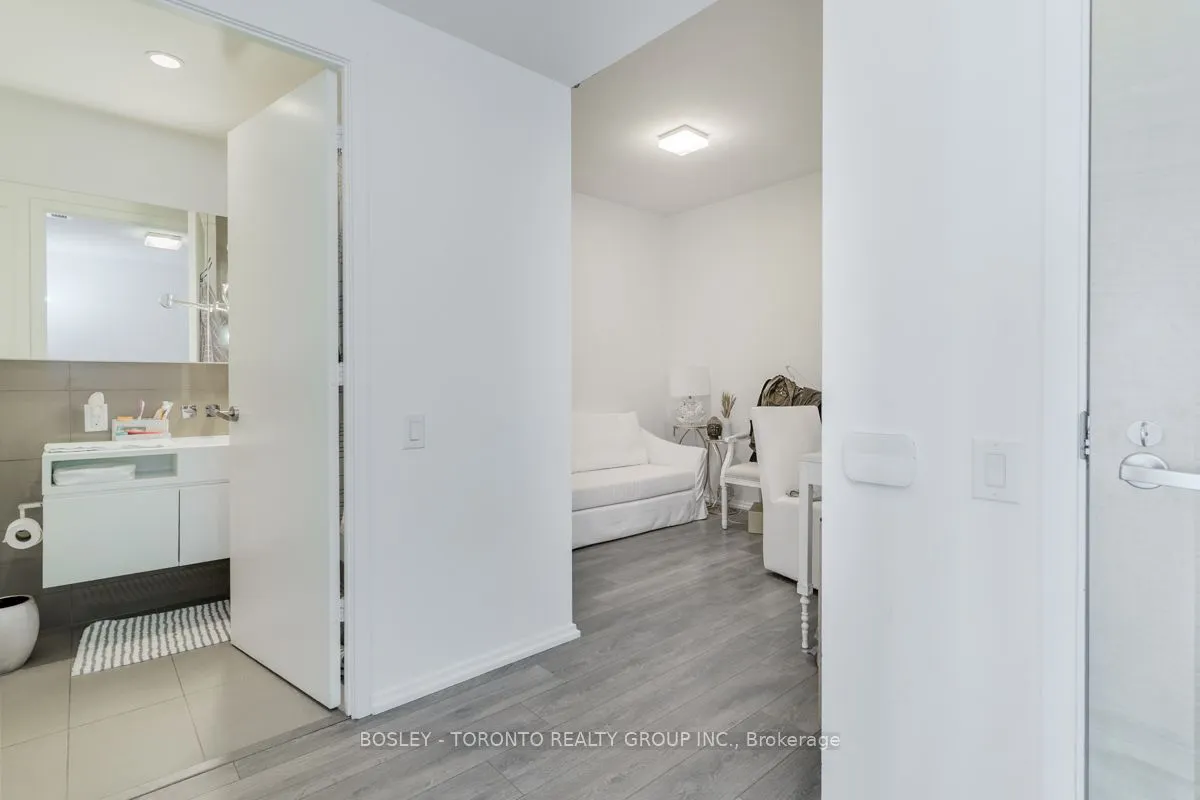 45 Charles Street E, #3115
