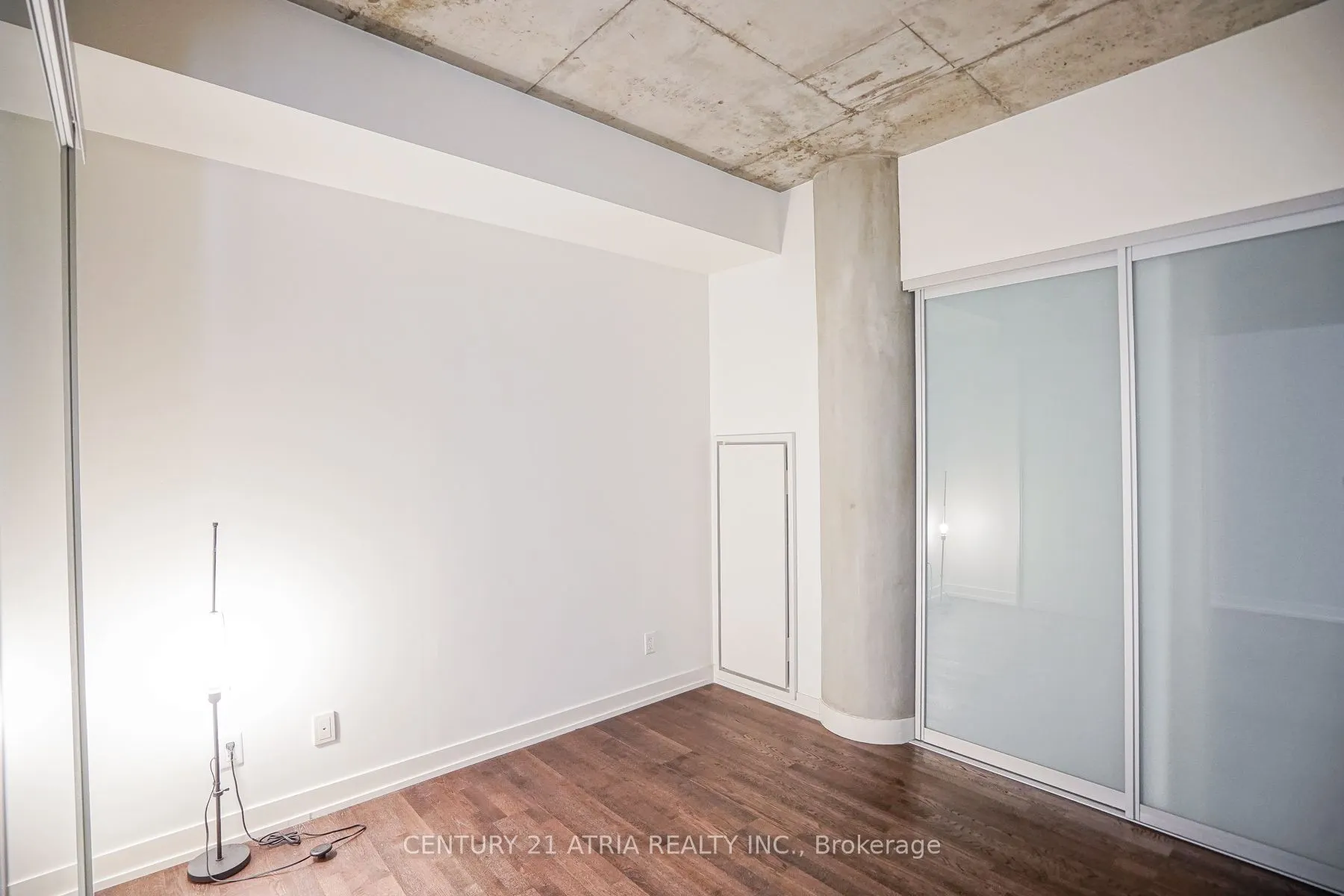 650 King Street W, #311