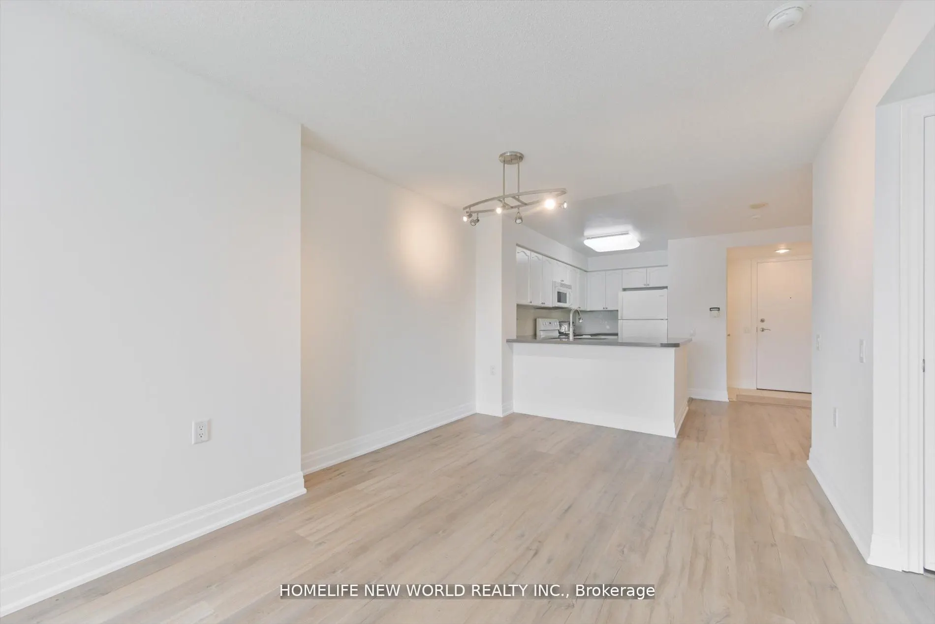 21 Hillcrest Avenue, #607