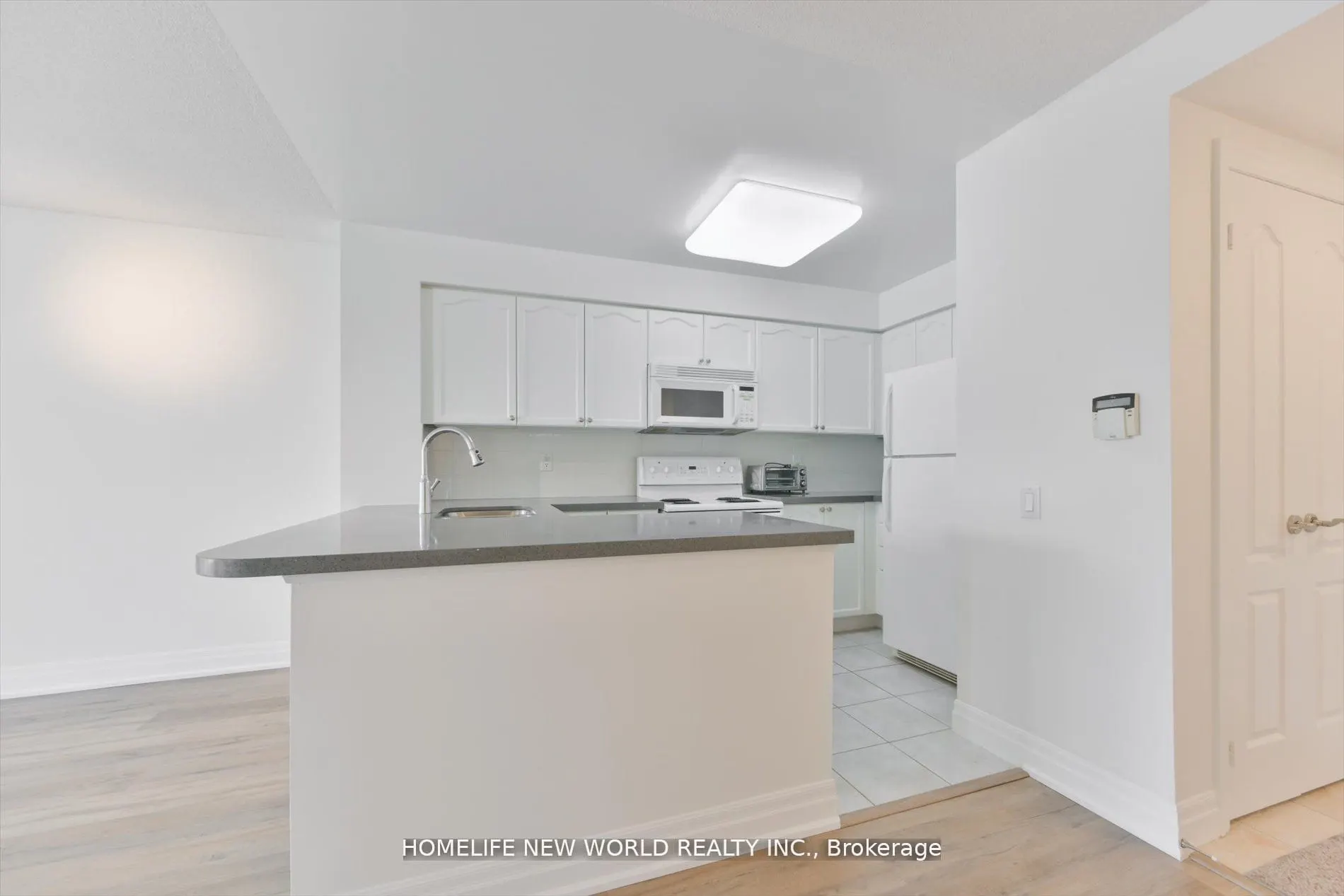 21 Hillcrest Avenue, #607