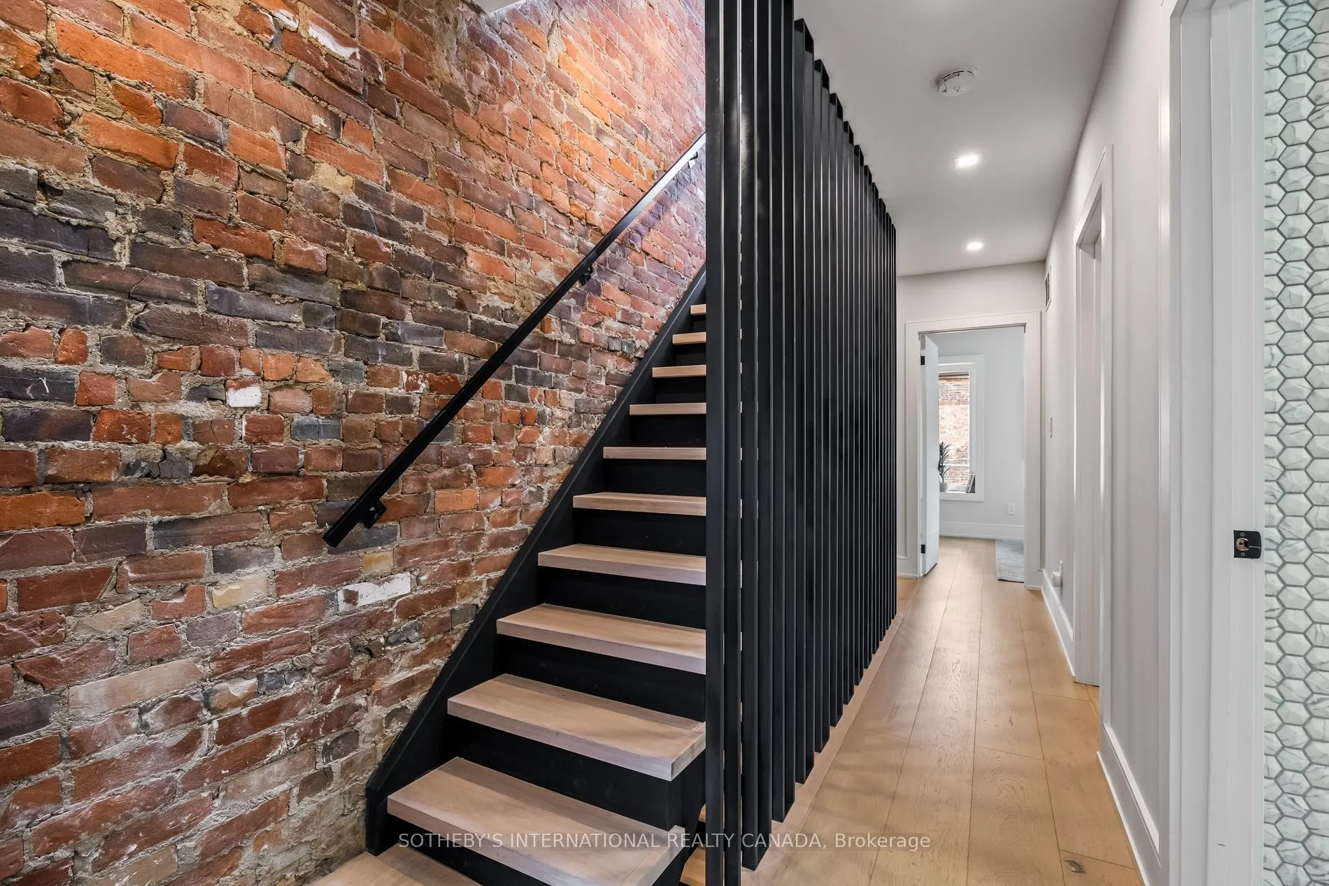 7 Beatrice Street