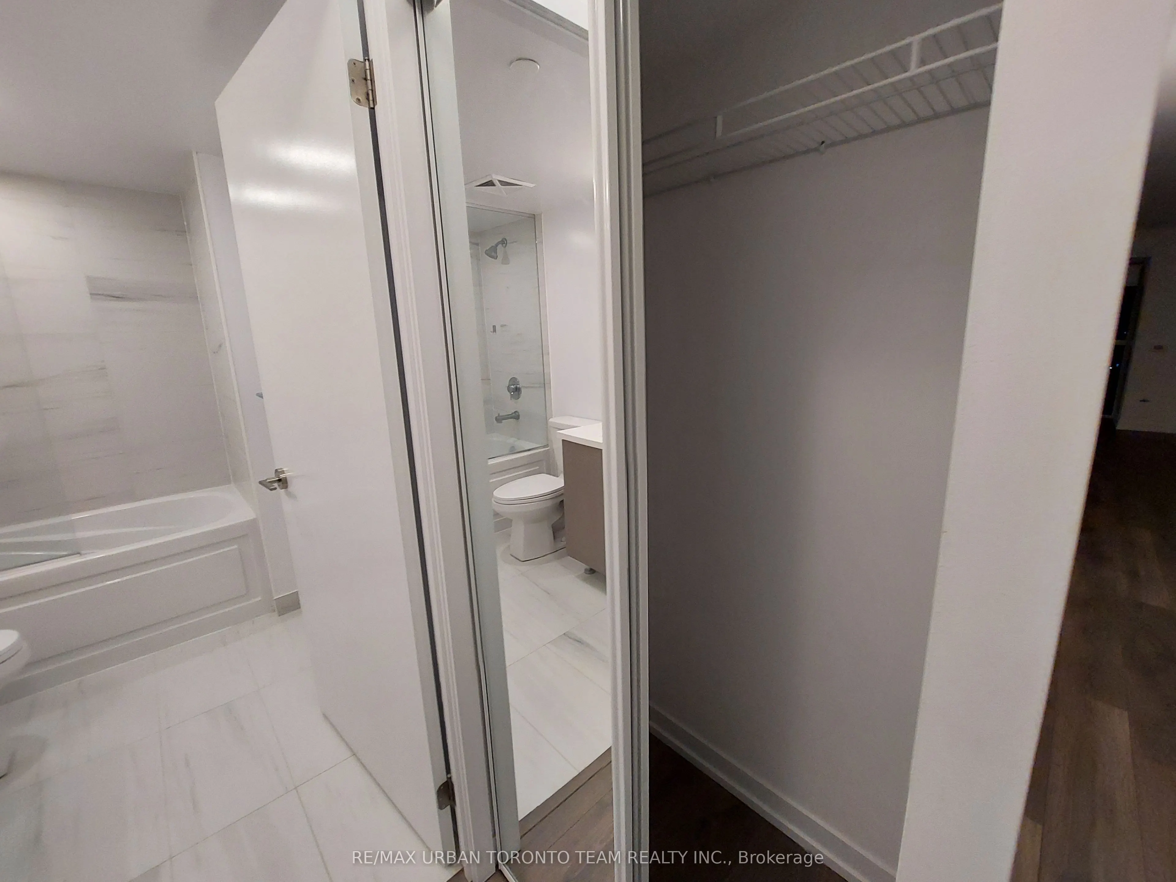 219 Dundas Street E, #1101