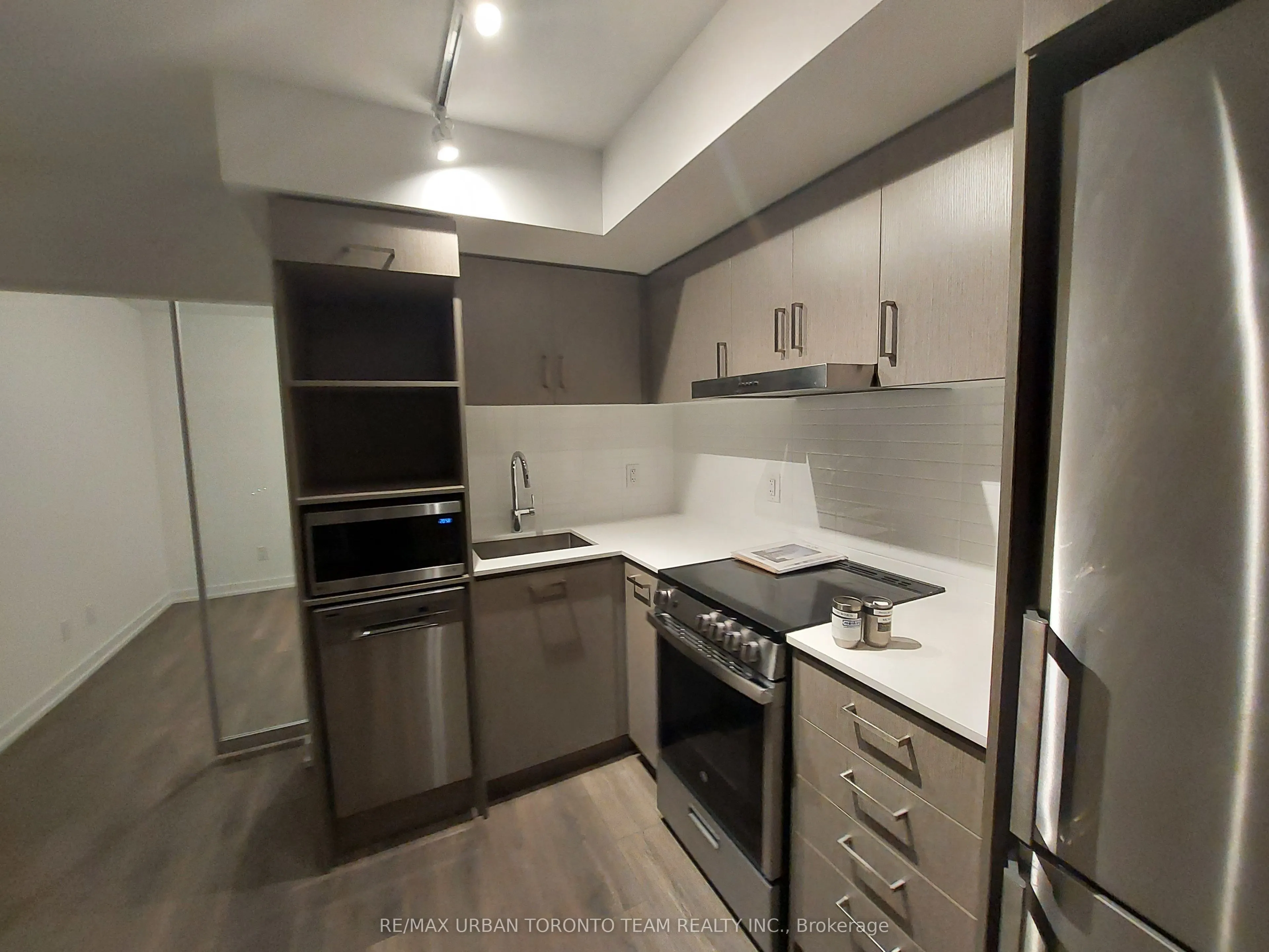 219 Dundas Street E, #1101