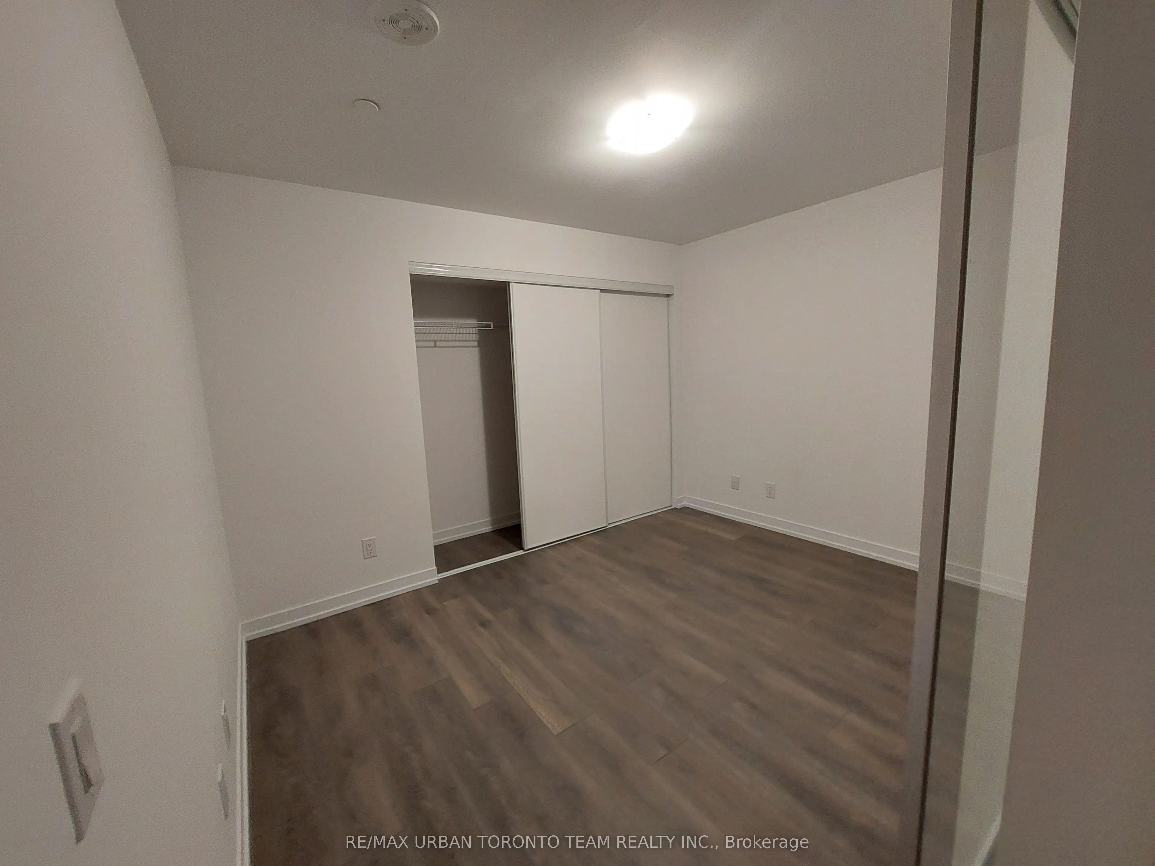 219 Dundas Street E, #1101