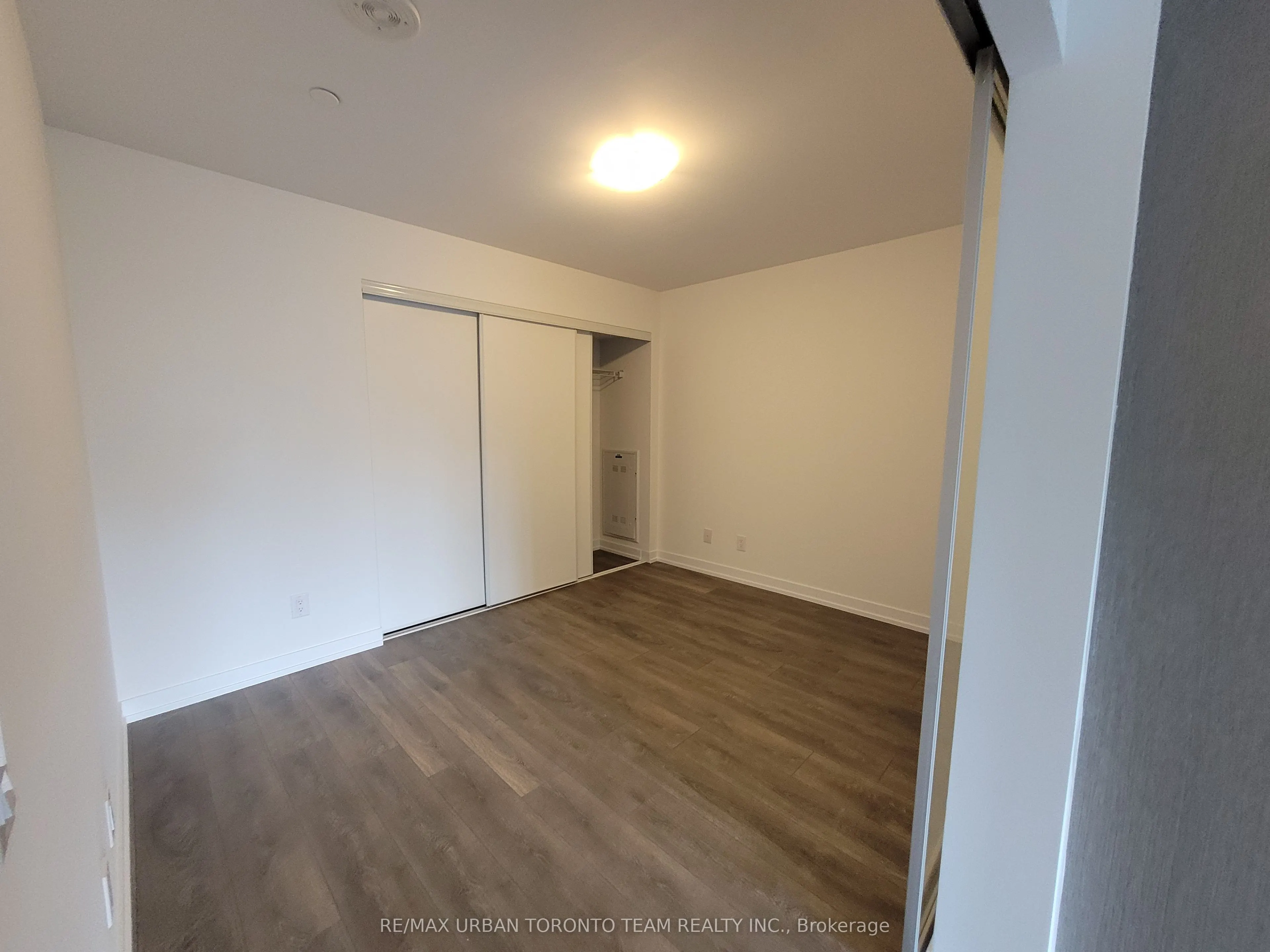 219 Dundas Street E, #1101
