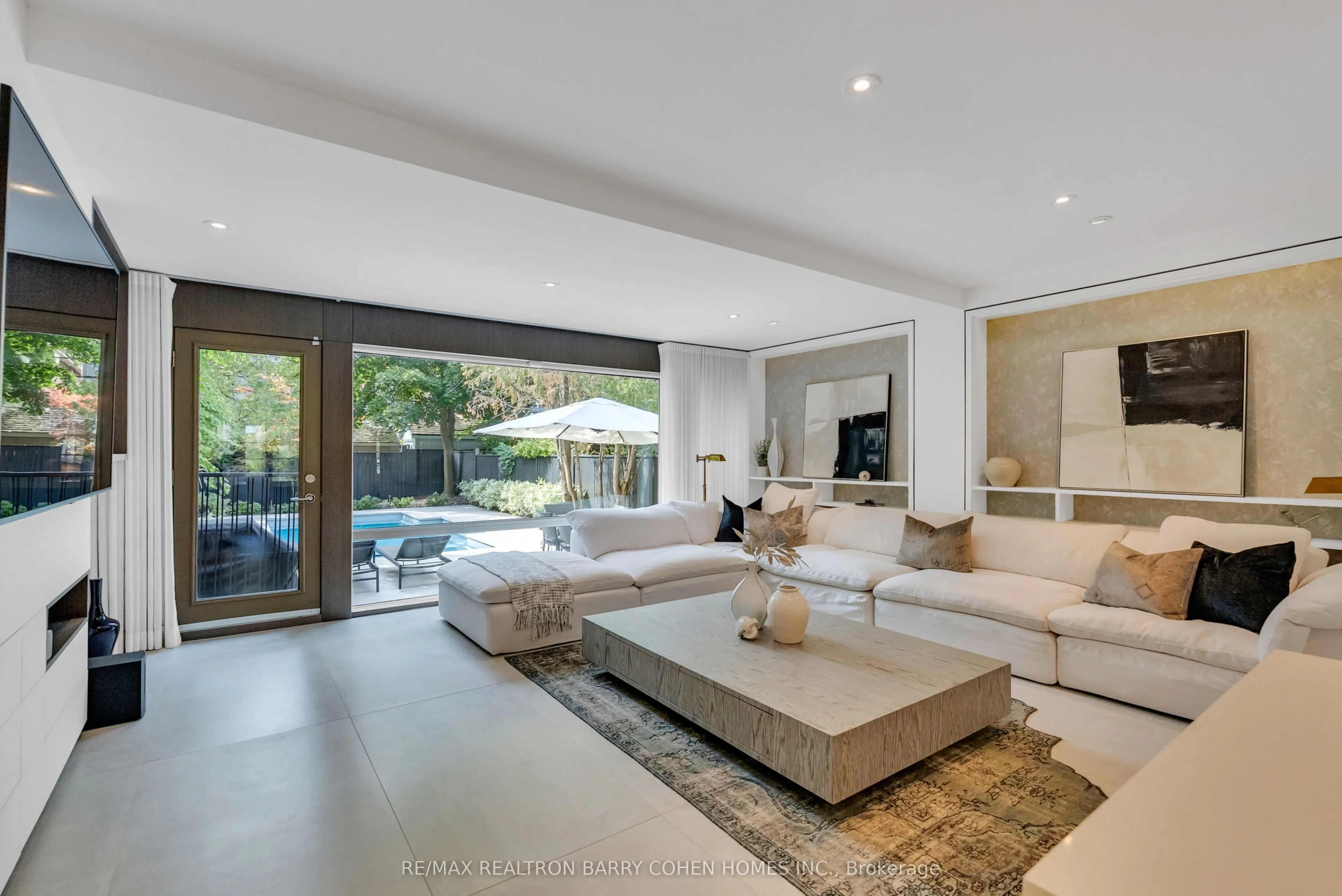 18 Astley Avenue