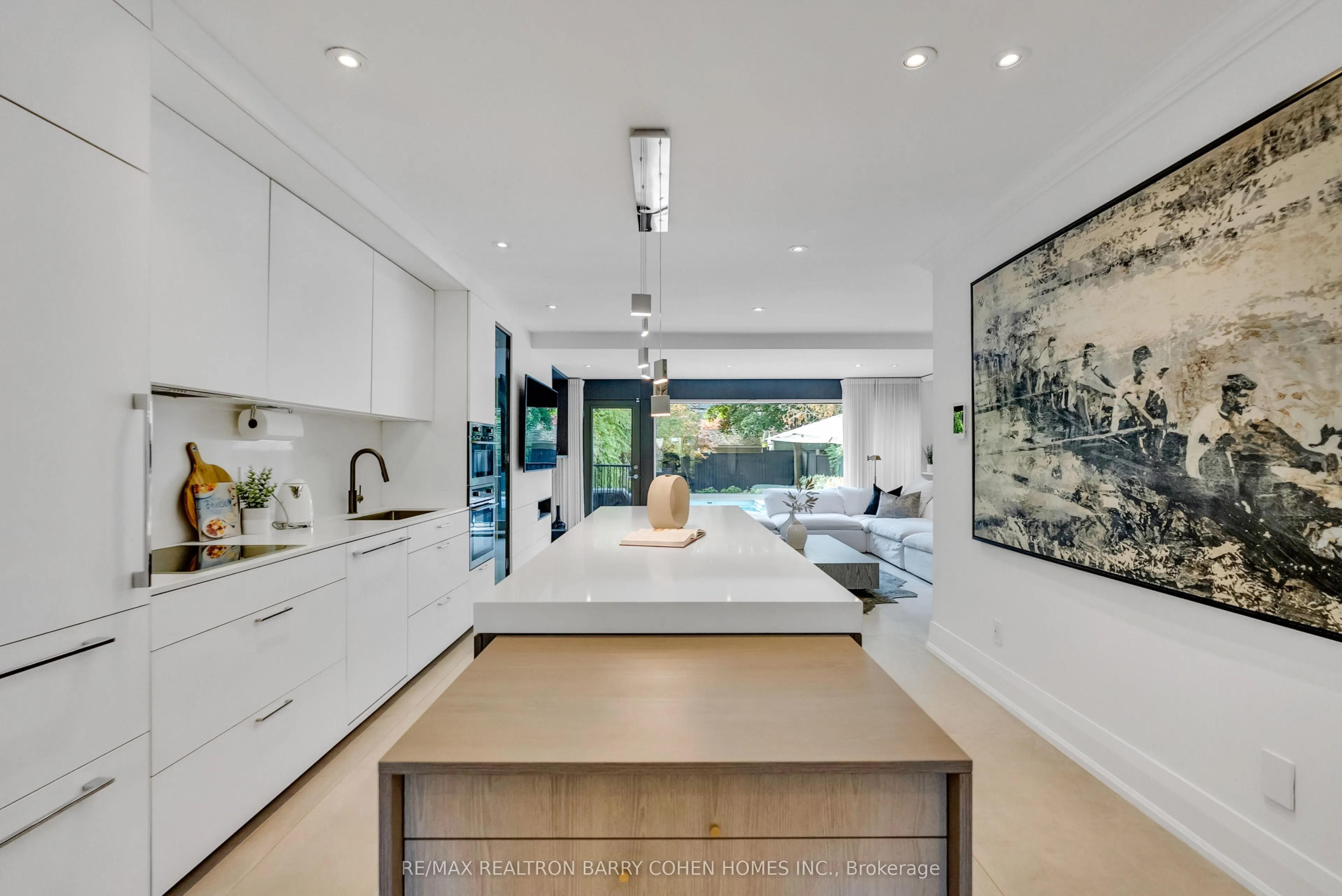 18 Astley Avenue
