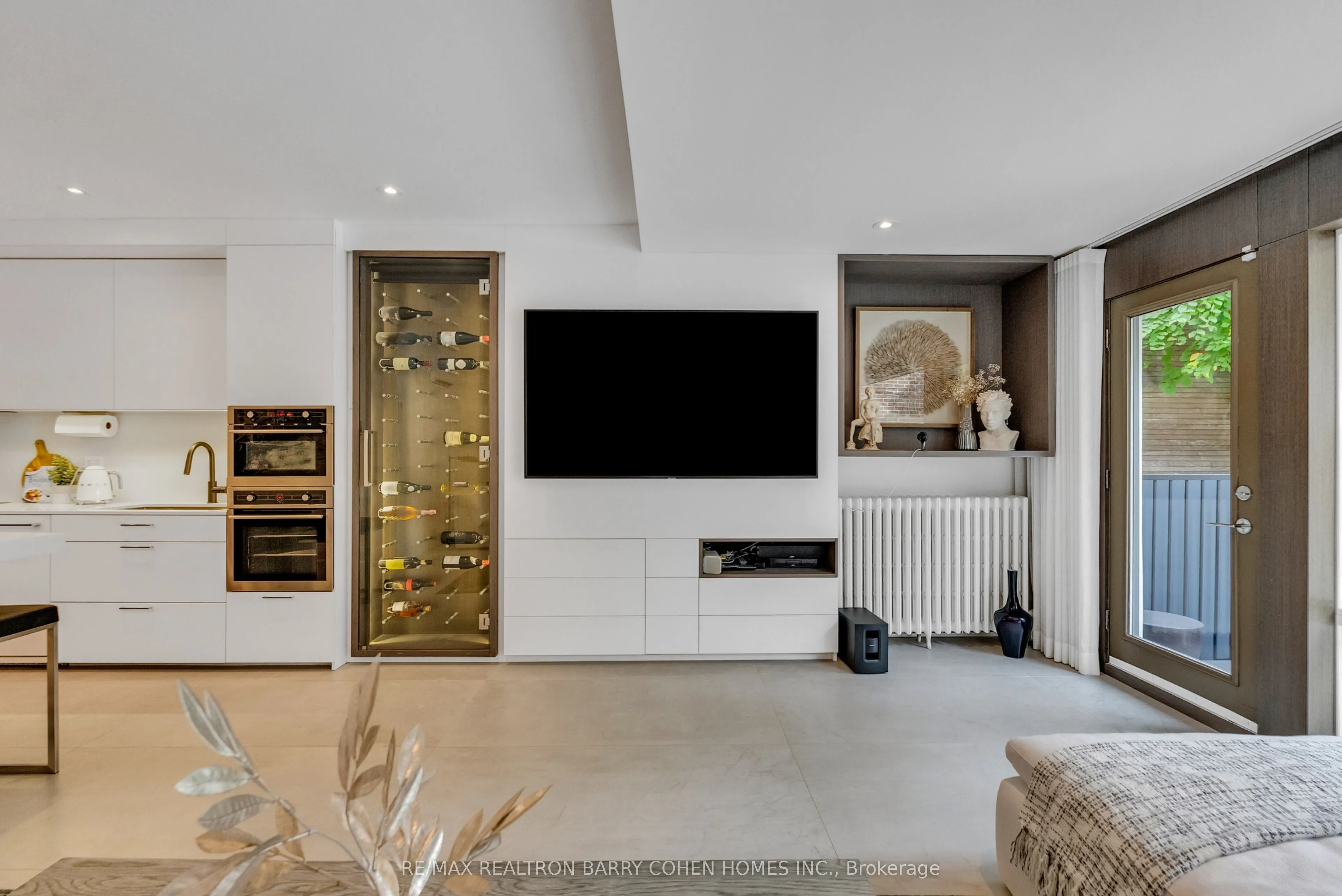 18 Astley Avenue