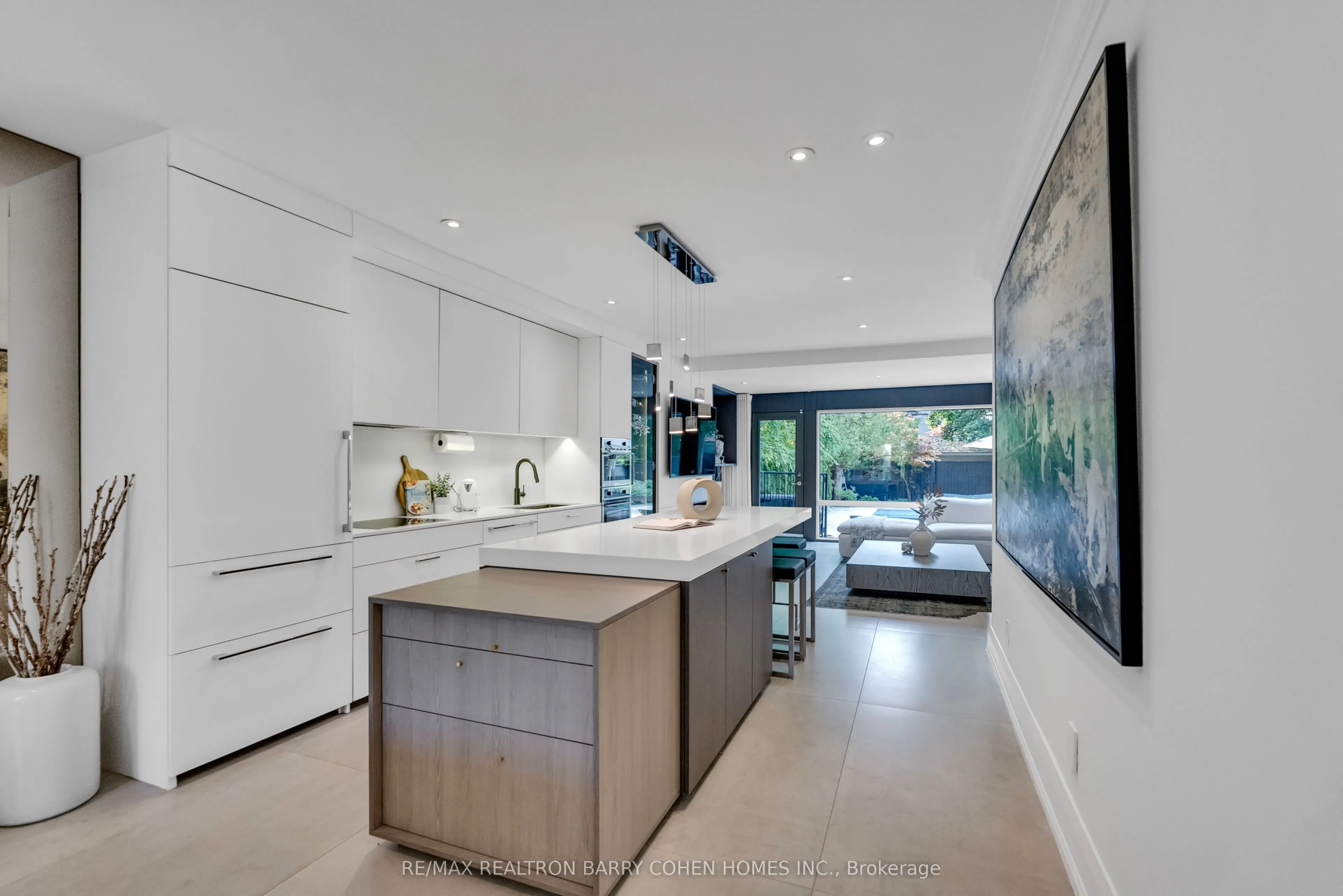18 Astley Avenue