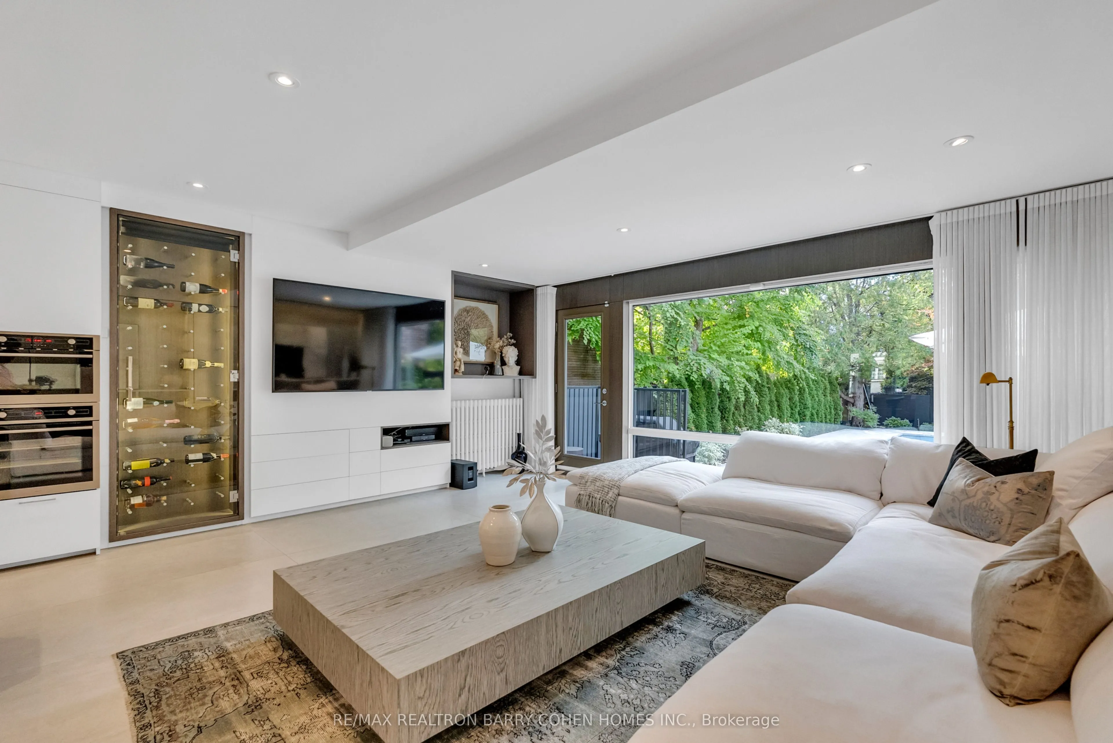 18 Astley Avenue
