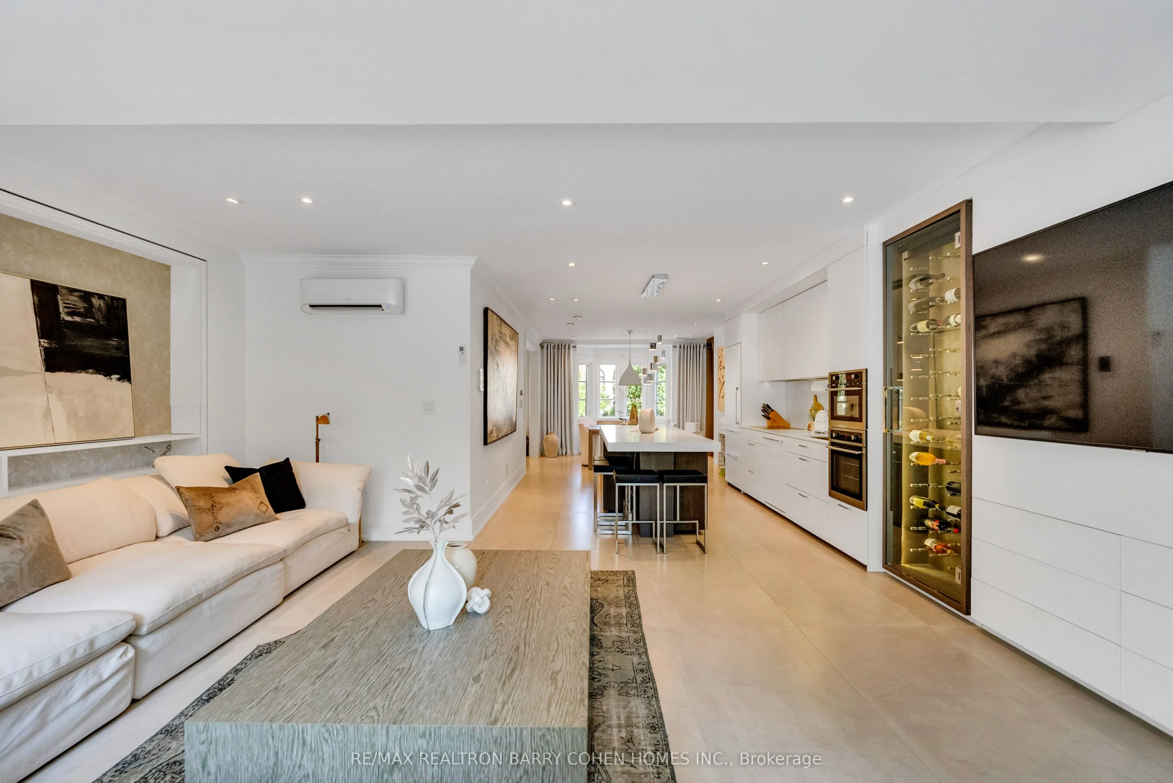 18 Astley Avenue