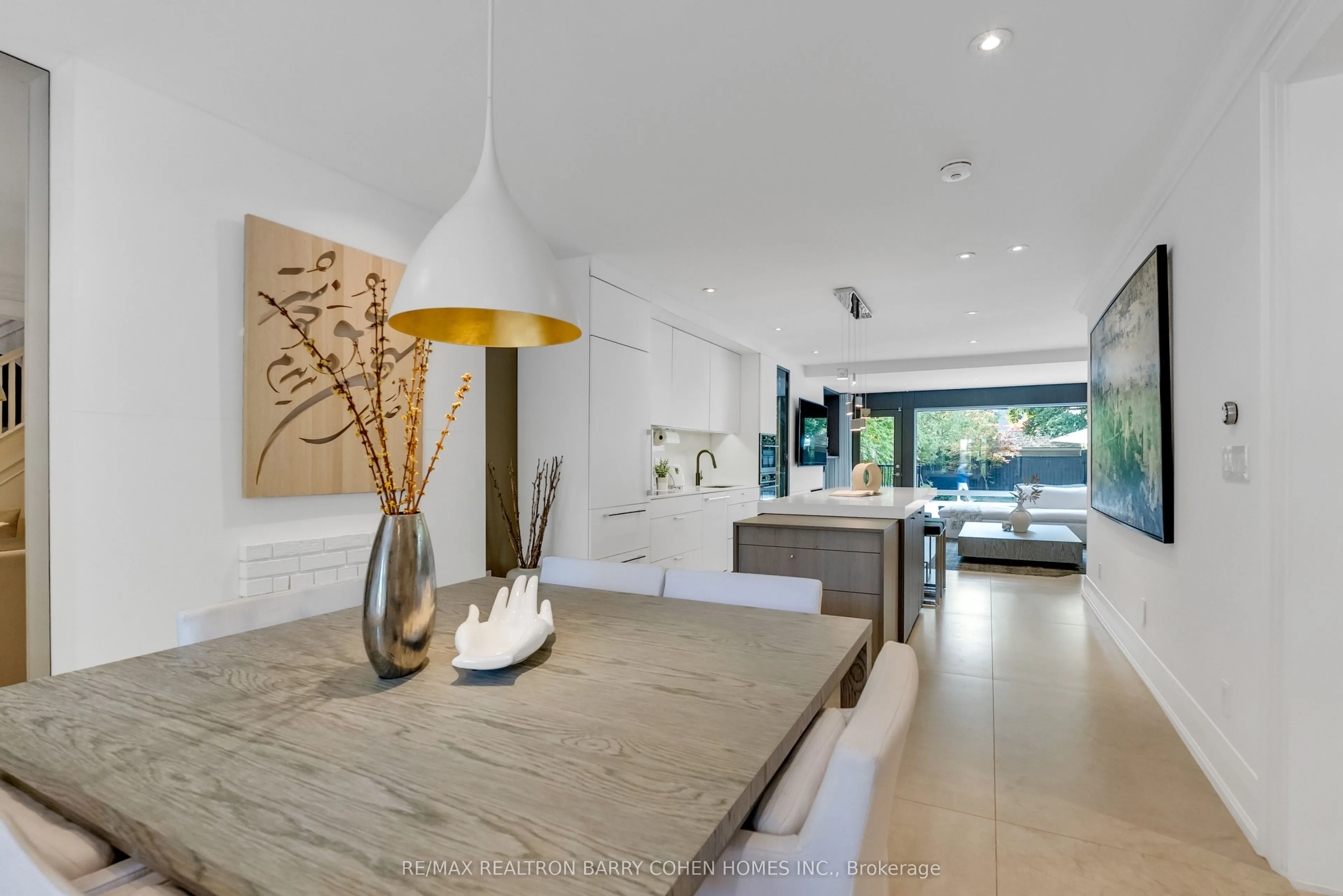 18 Astley Avenue