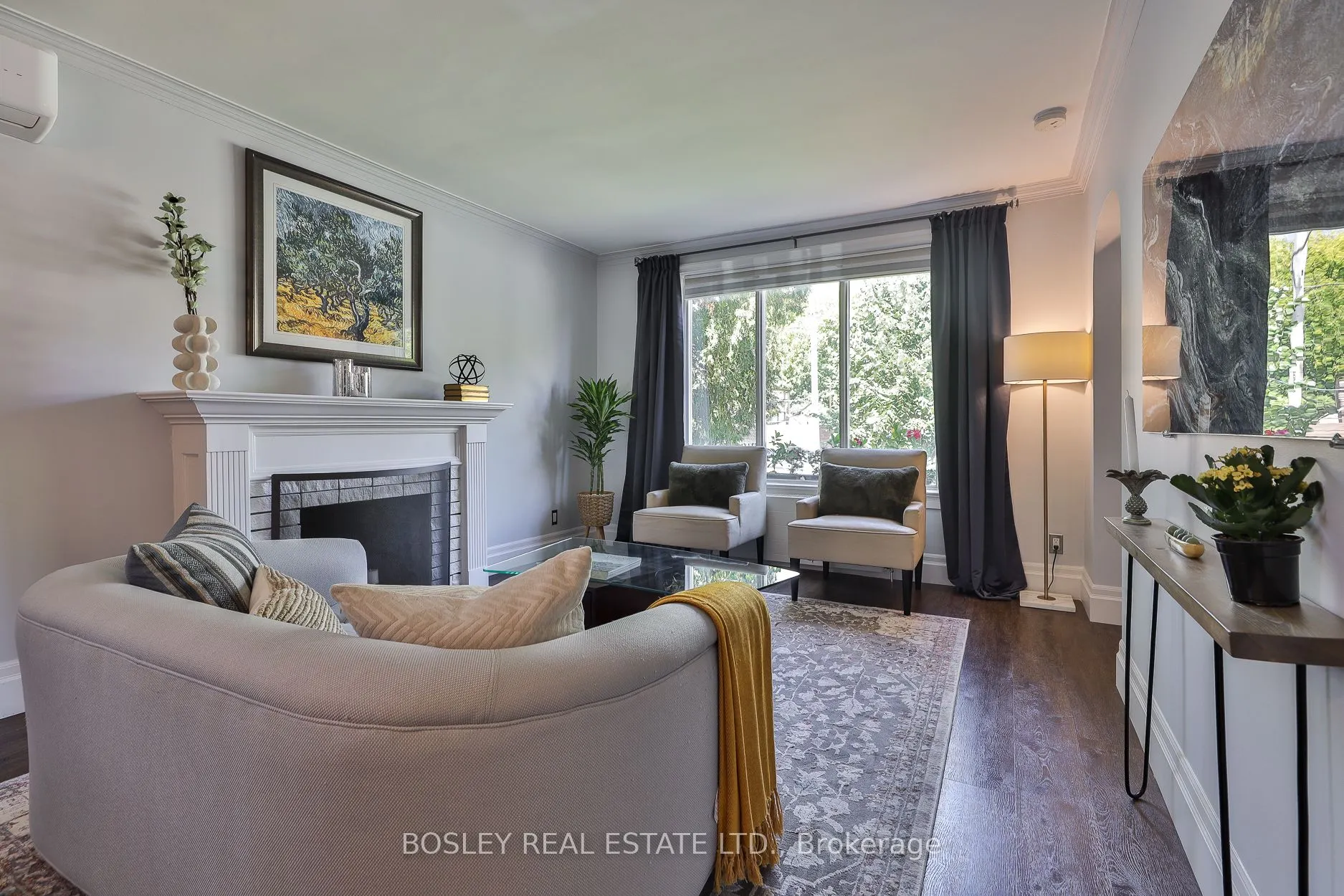 583 Broadway Avenue