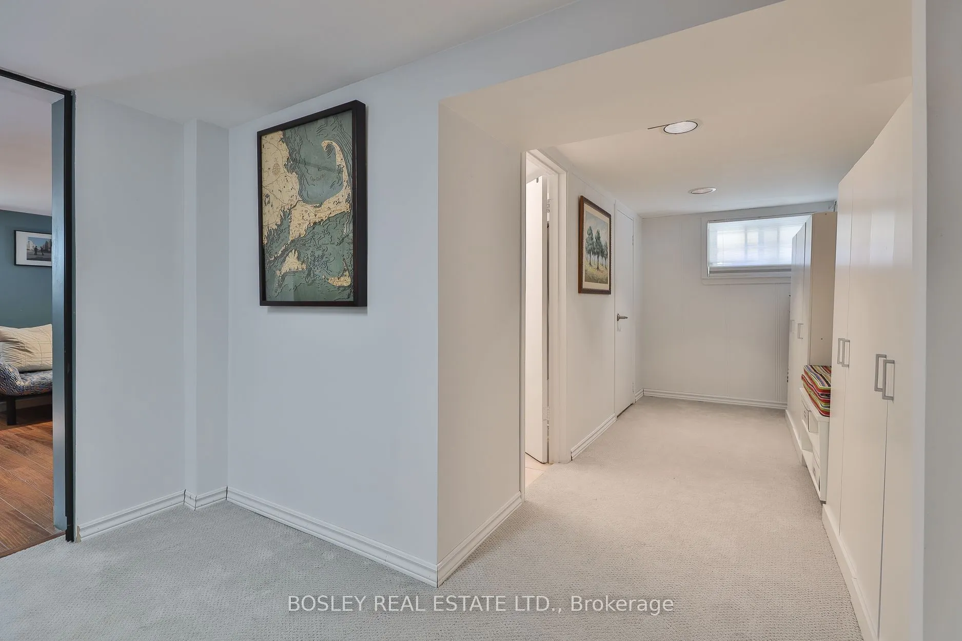583 Broadway Avenue