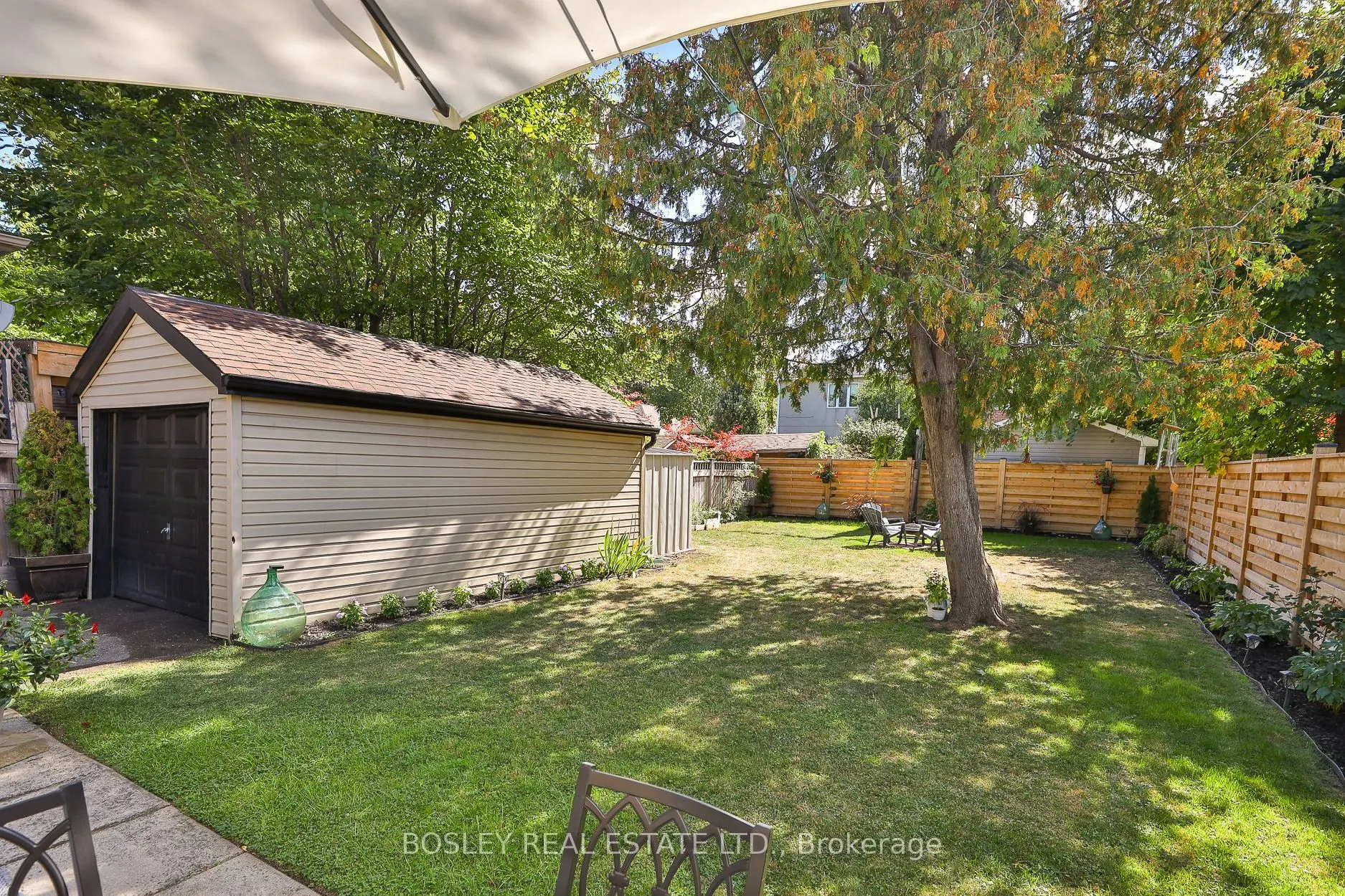 583 Broadway Avenue